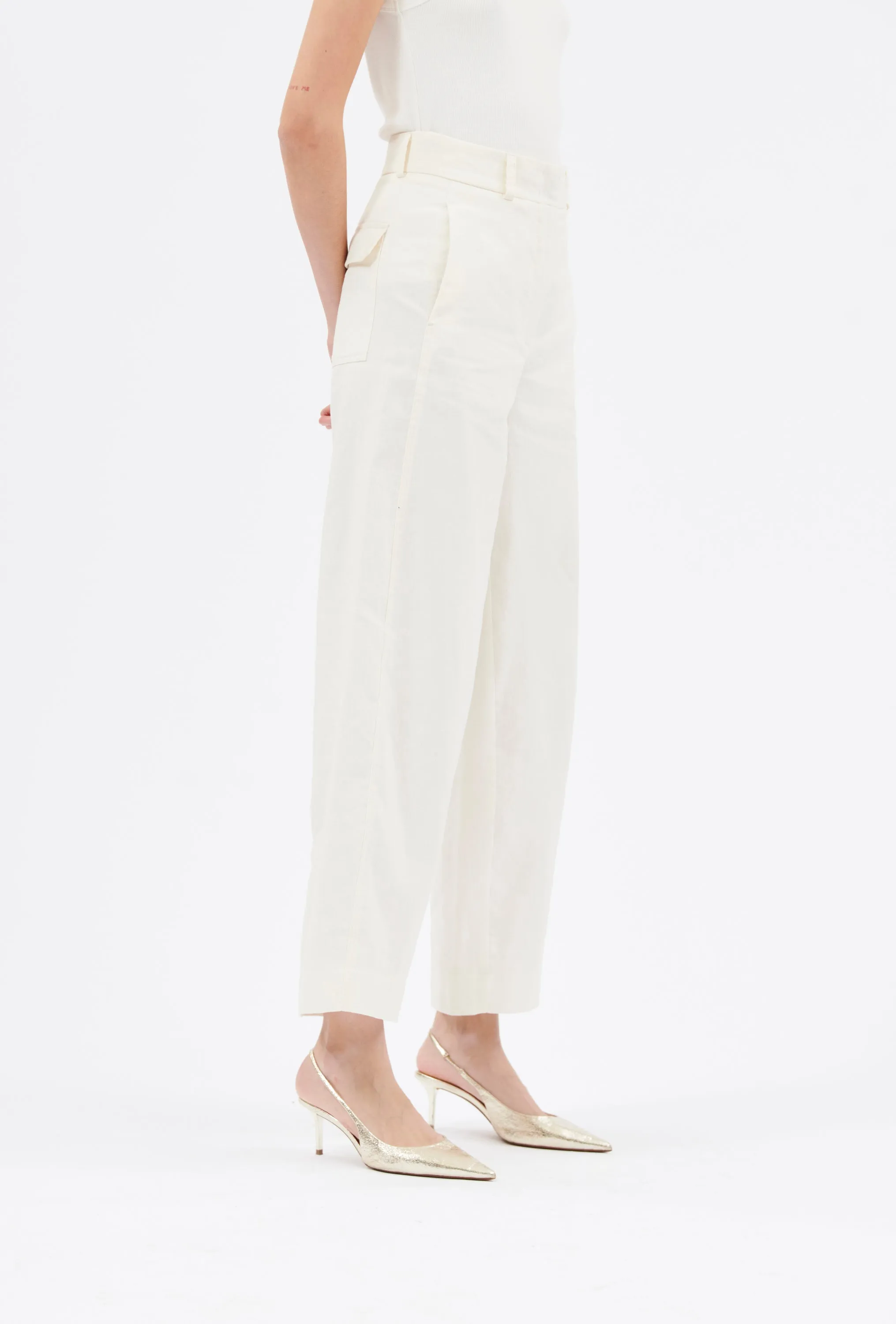 Structured Cotton / Linen Hose, Off White sold by ODEEH product image thumbnail 2