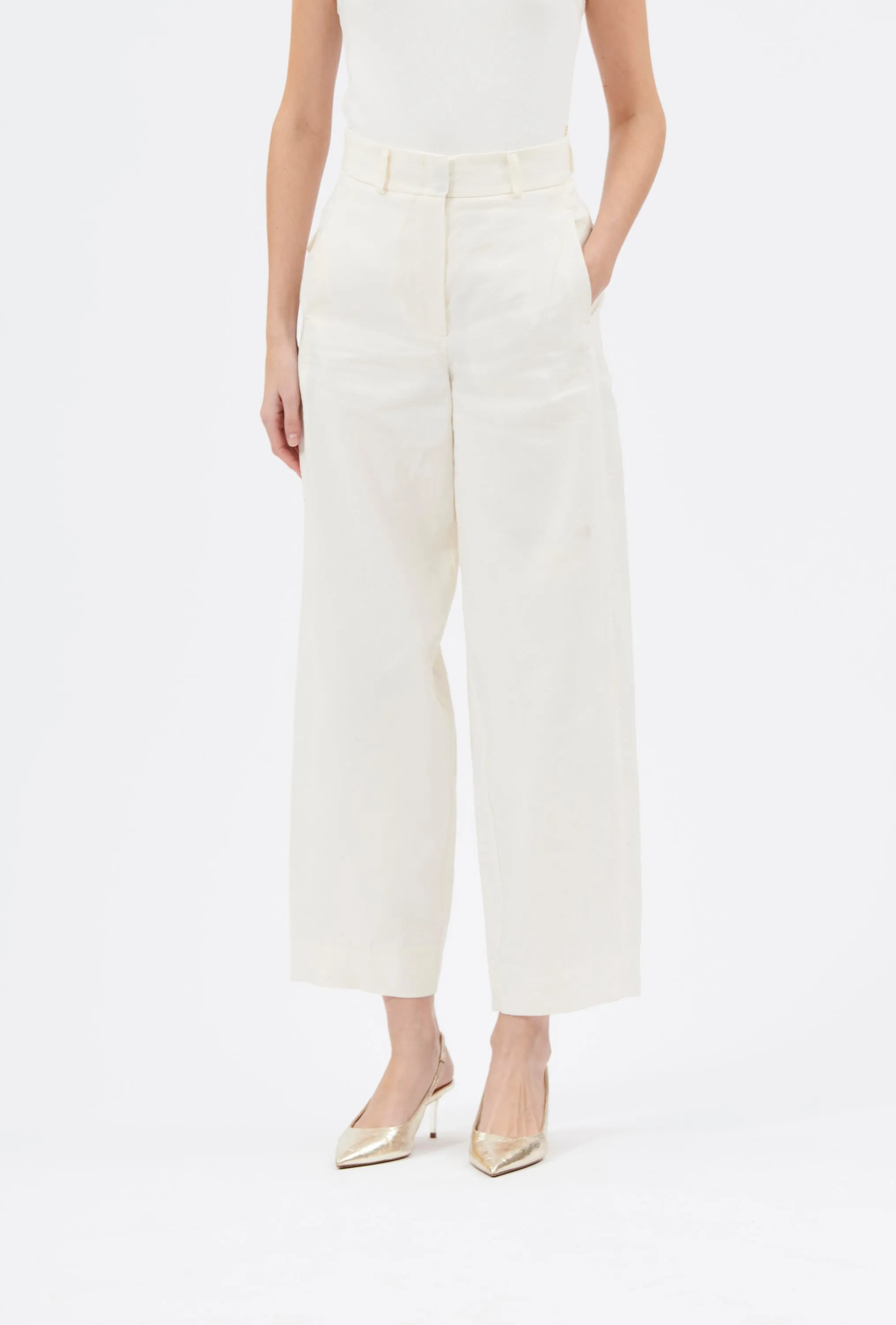 Structured Cotton / Linen Hose, Off White sold by ODEEH