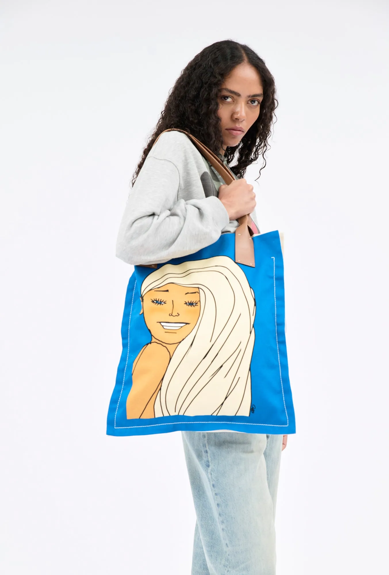 ODEEH Painting Tasche, Capri Blue sold by ODEEH product image thumbnail 3