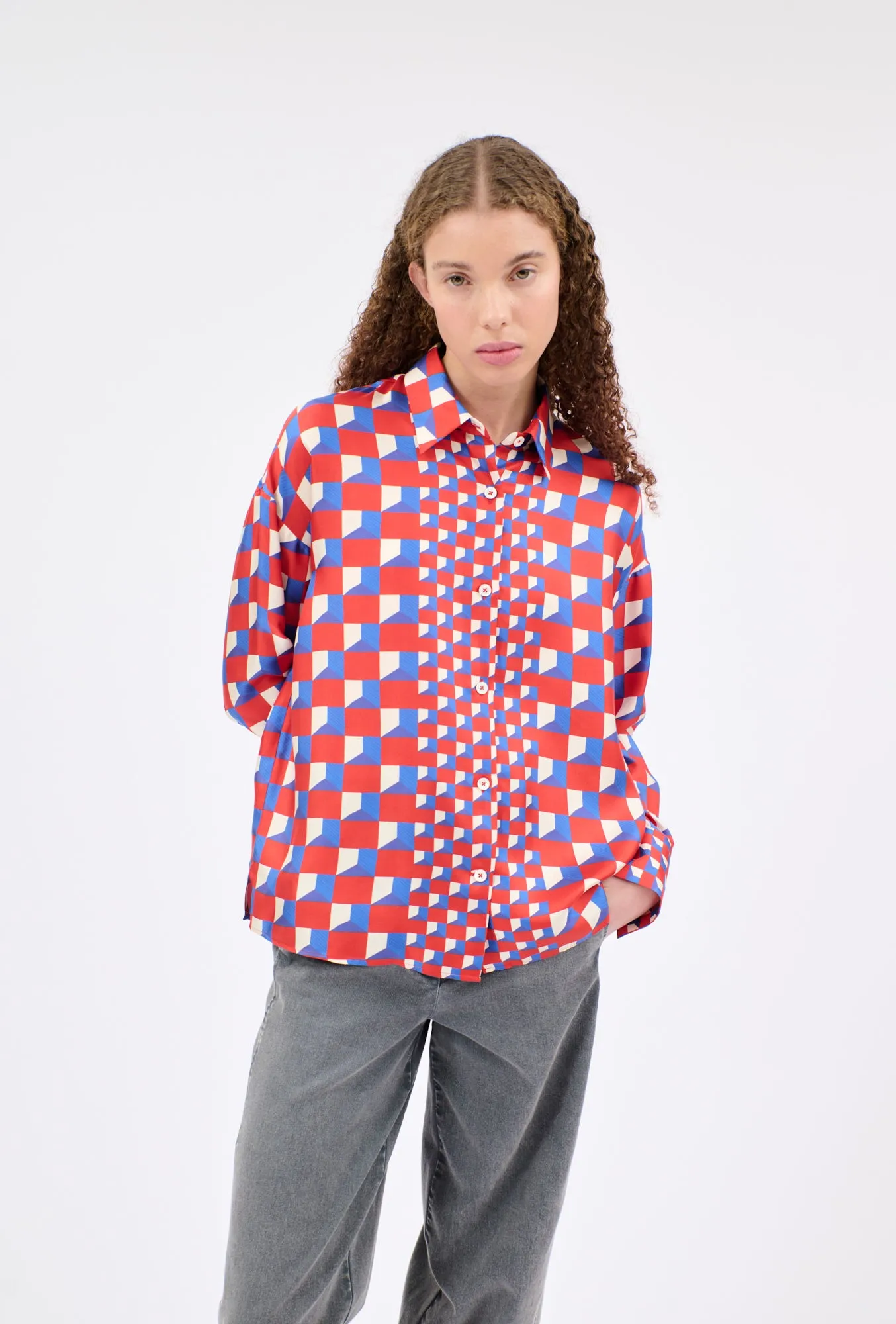 CUBES Bluse, True Red sold by ODEEH