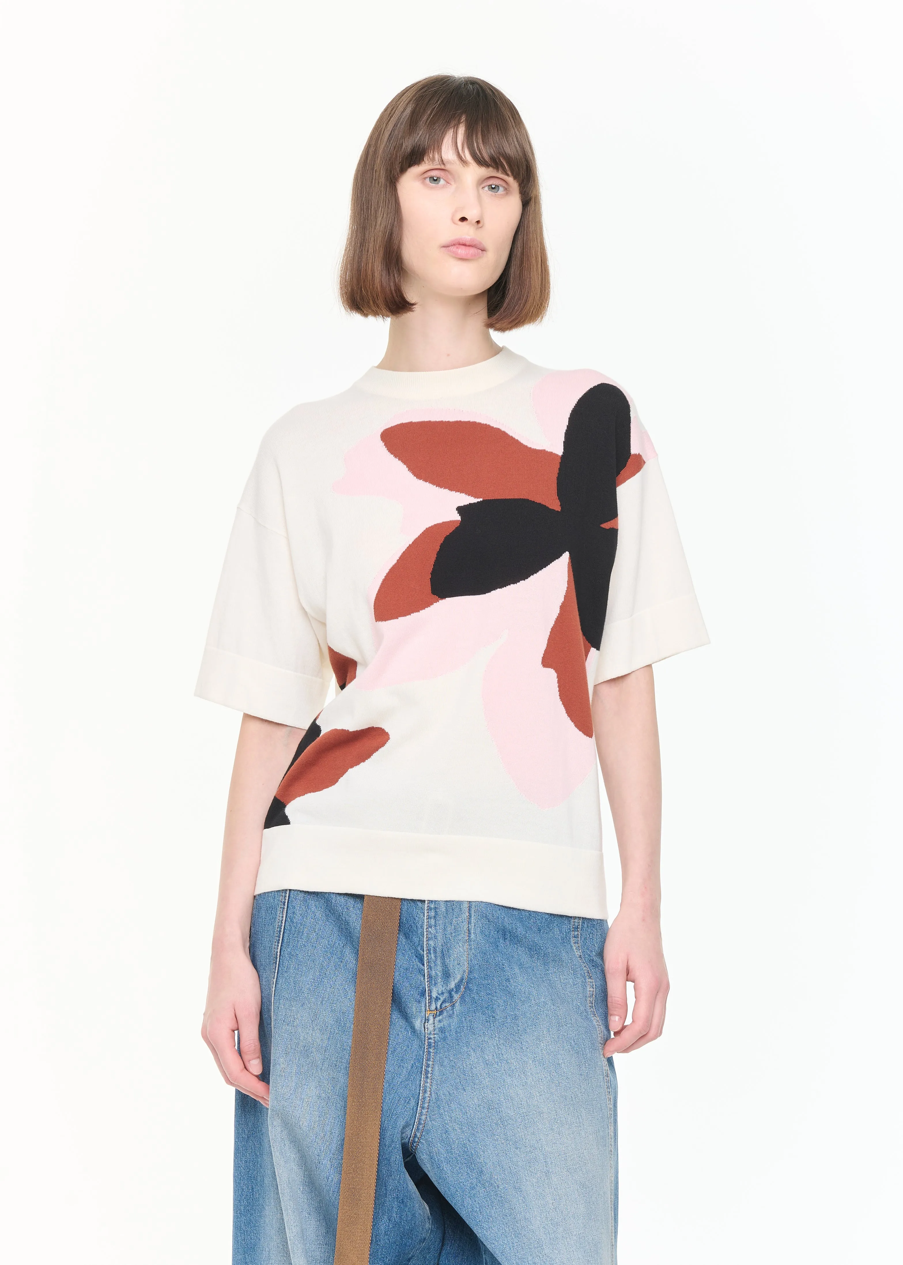 WHITE FLORAL INTARSIA SHORT SLEEVE KNIT sold by Plan C product image thumbnail 3