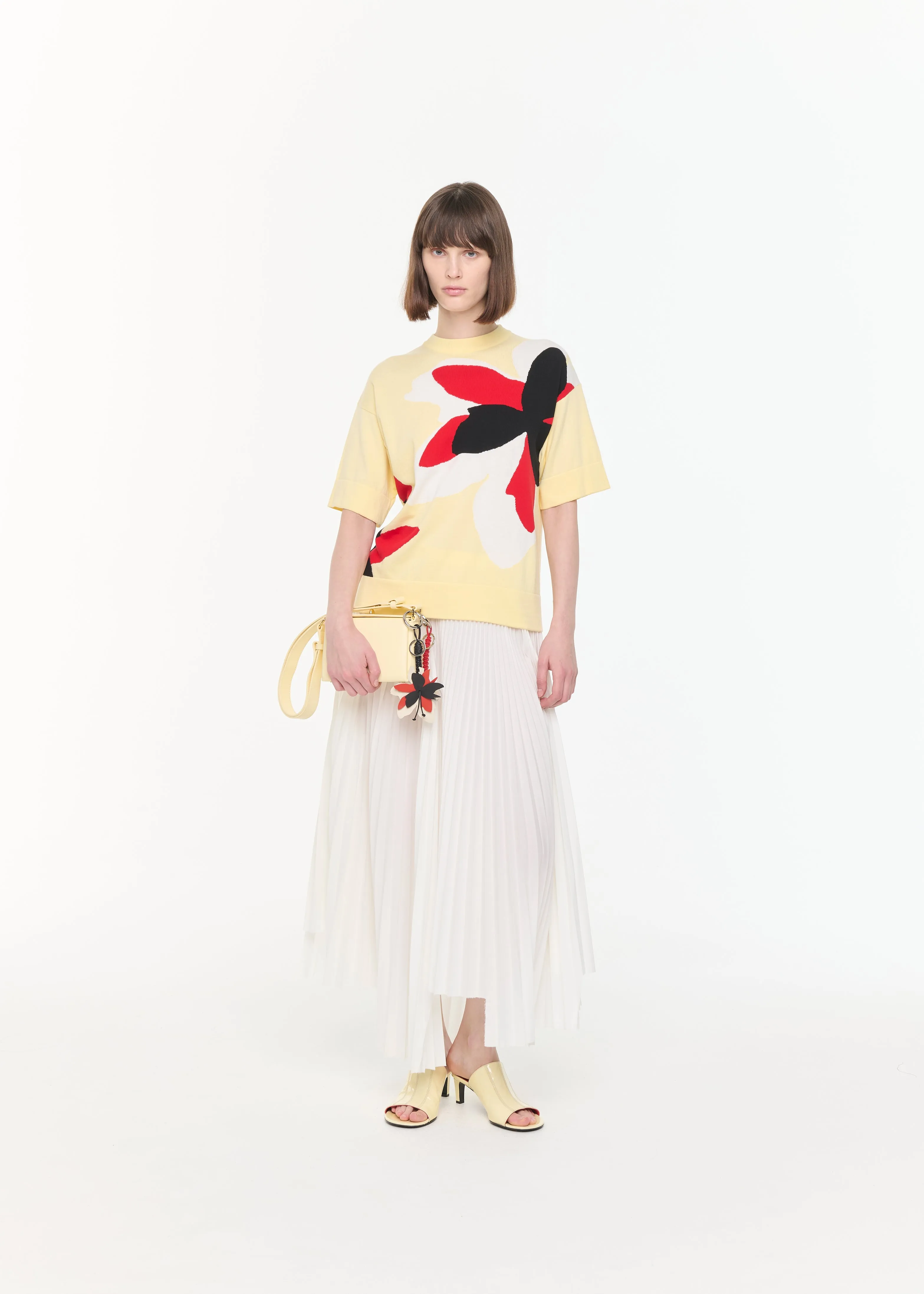 YELLOW FLORAL INTARSIA SHORT SLEEVE KNIT sold by Plan C product image thumbnail 3