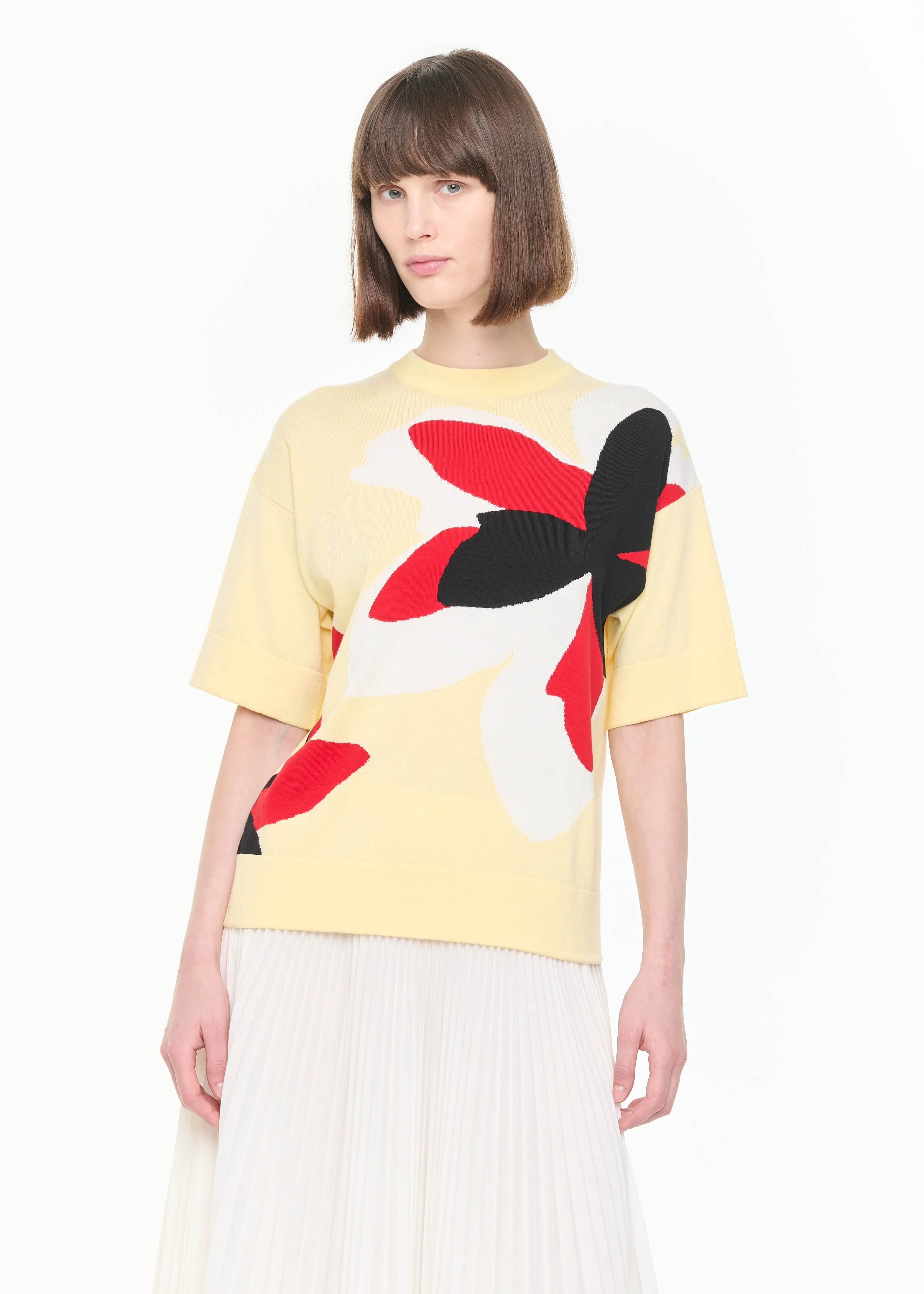 YELLOW FLORAL INTARSIA SHORT SLEEVE KNIT sold by Plan C product image thumbnail 2
