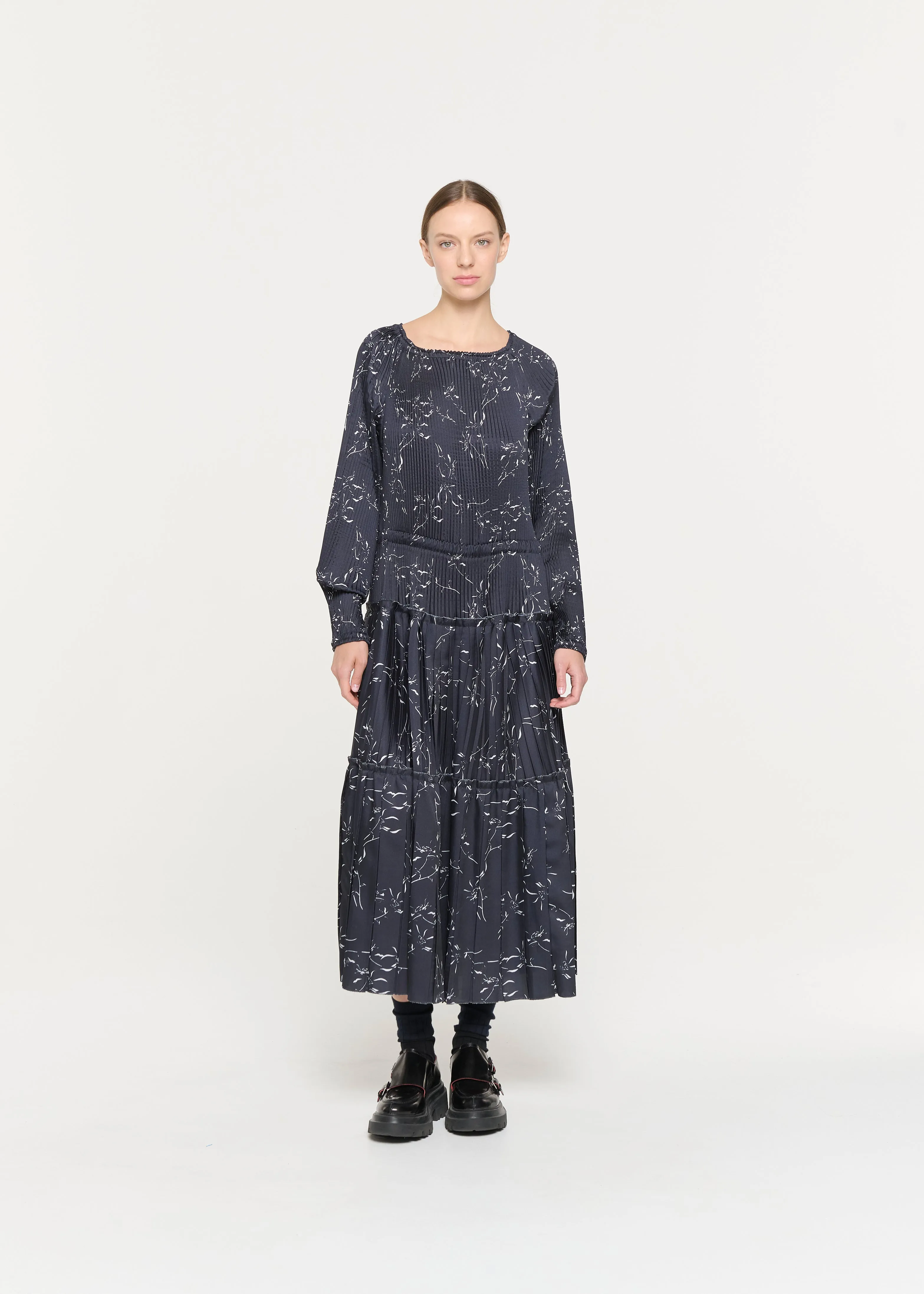 FLOWER PRINT PLEATED DRESS sold by Plan C product image thumbnail 3