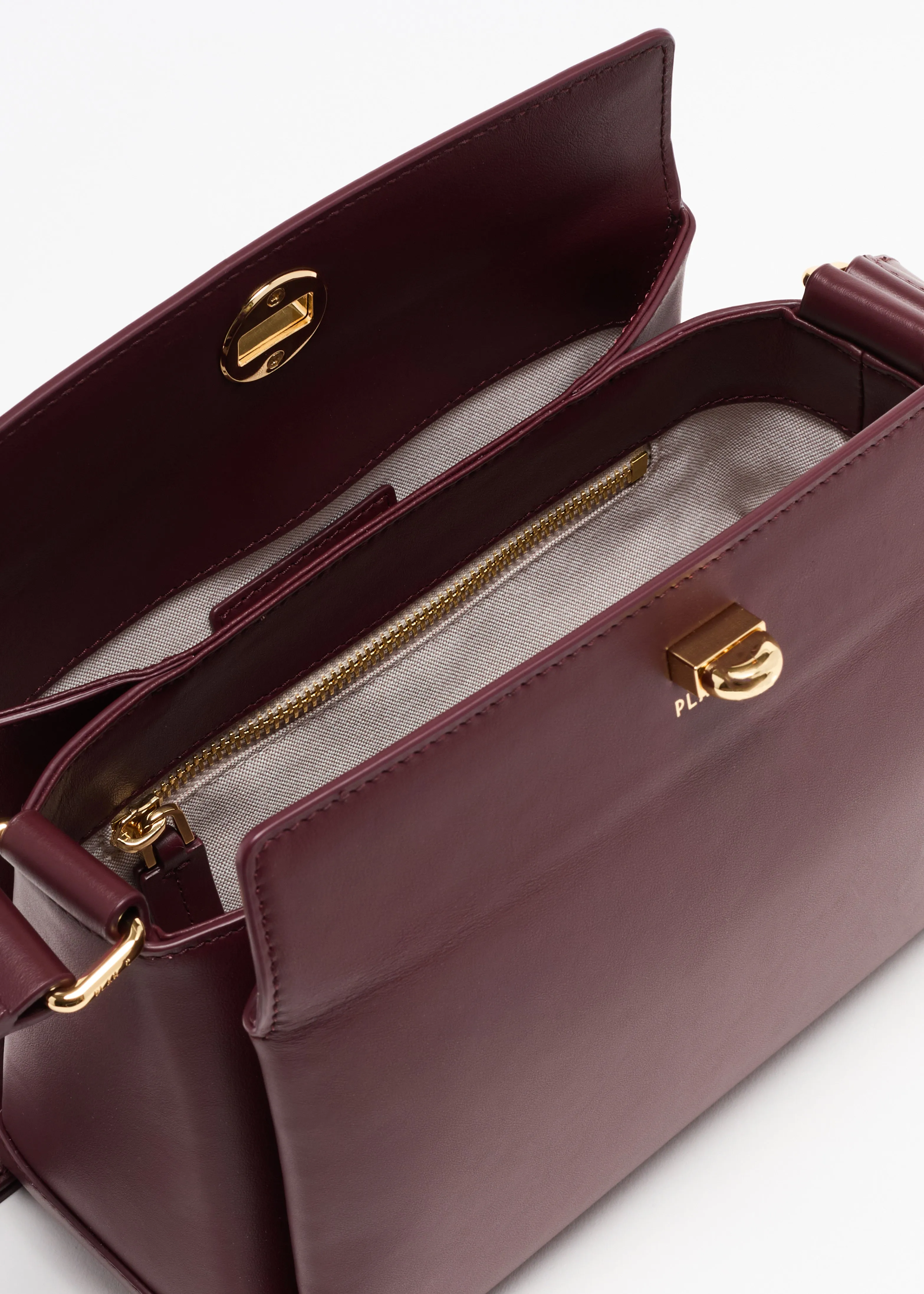 BURGUNDY SMALL FOLDED BAG sold by Plan C product image thumbnail 2