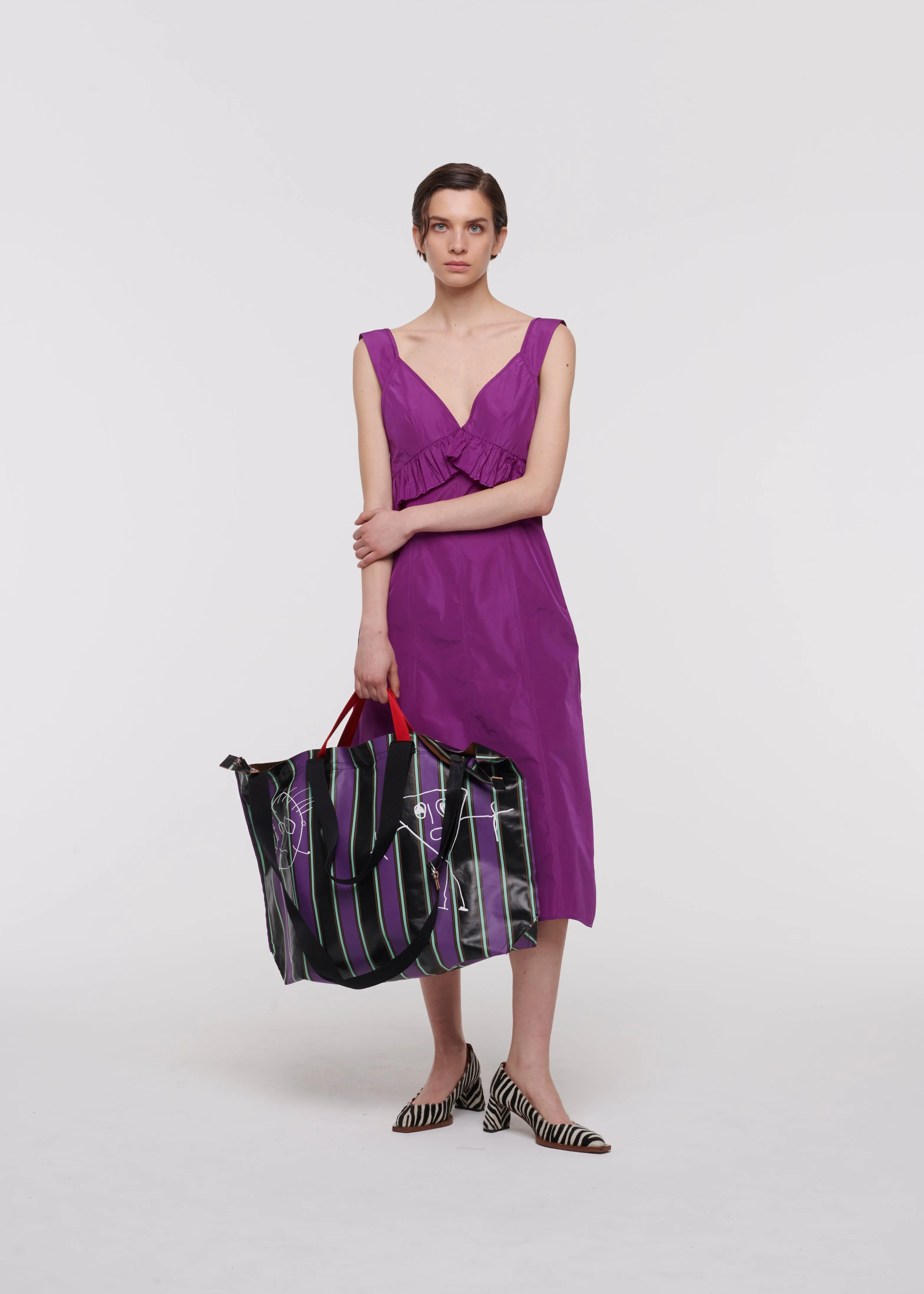 "PILI AND BIANCA" LARGE WHITE TOTE BAG sold by Plan C product image thumbnail 4