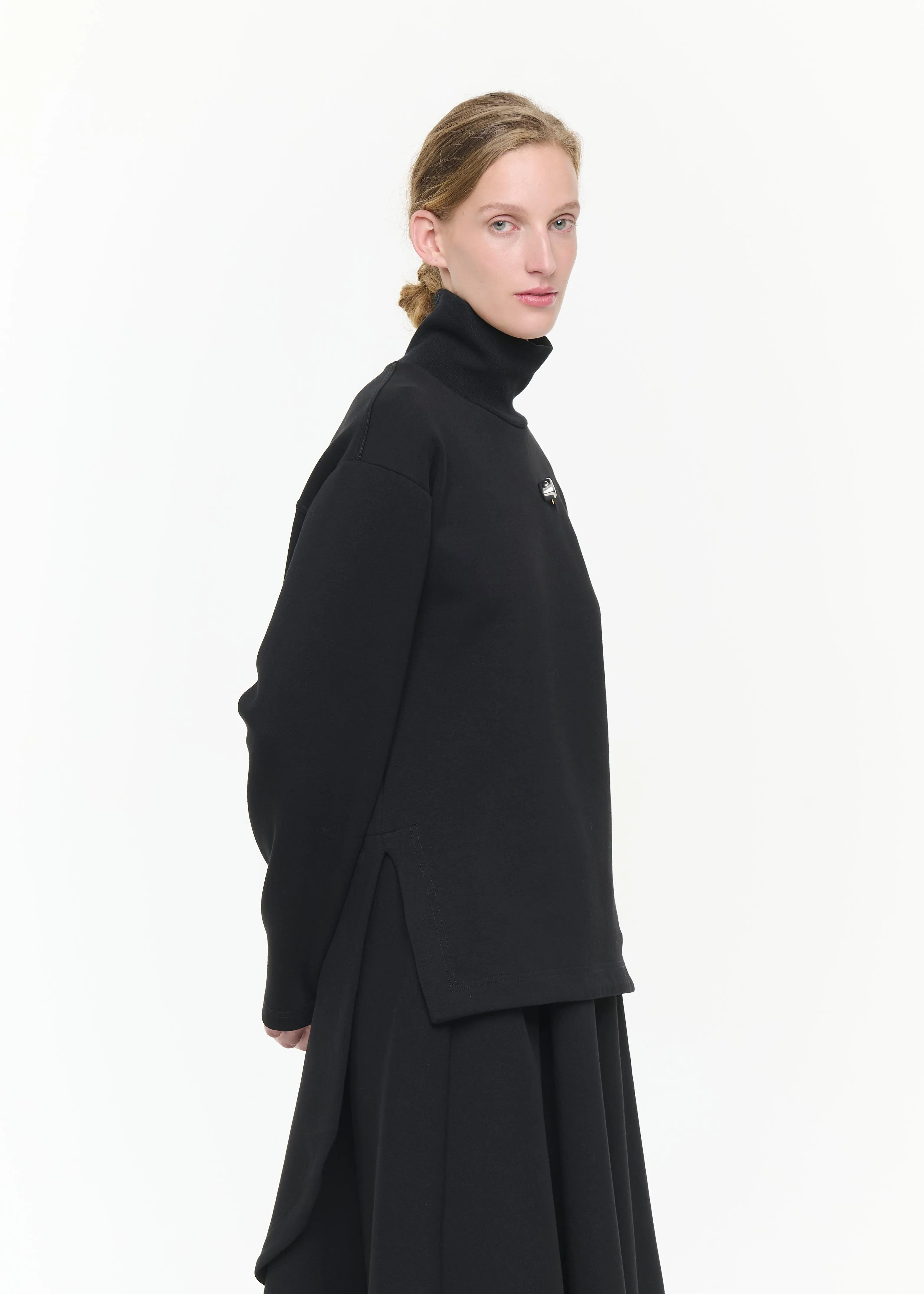 ASYMMETRIC FLEECE TURTLENECK SWEATSHIRT sold by Plan C product image thumbnail 4