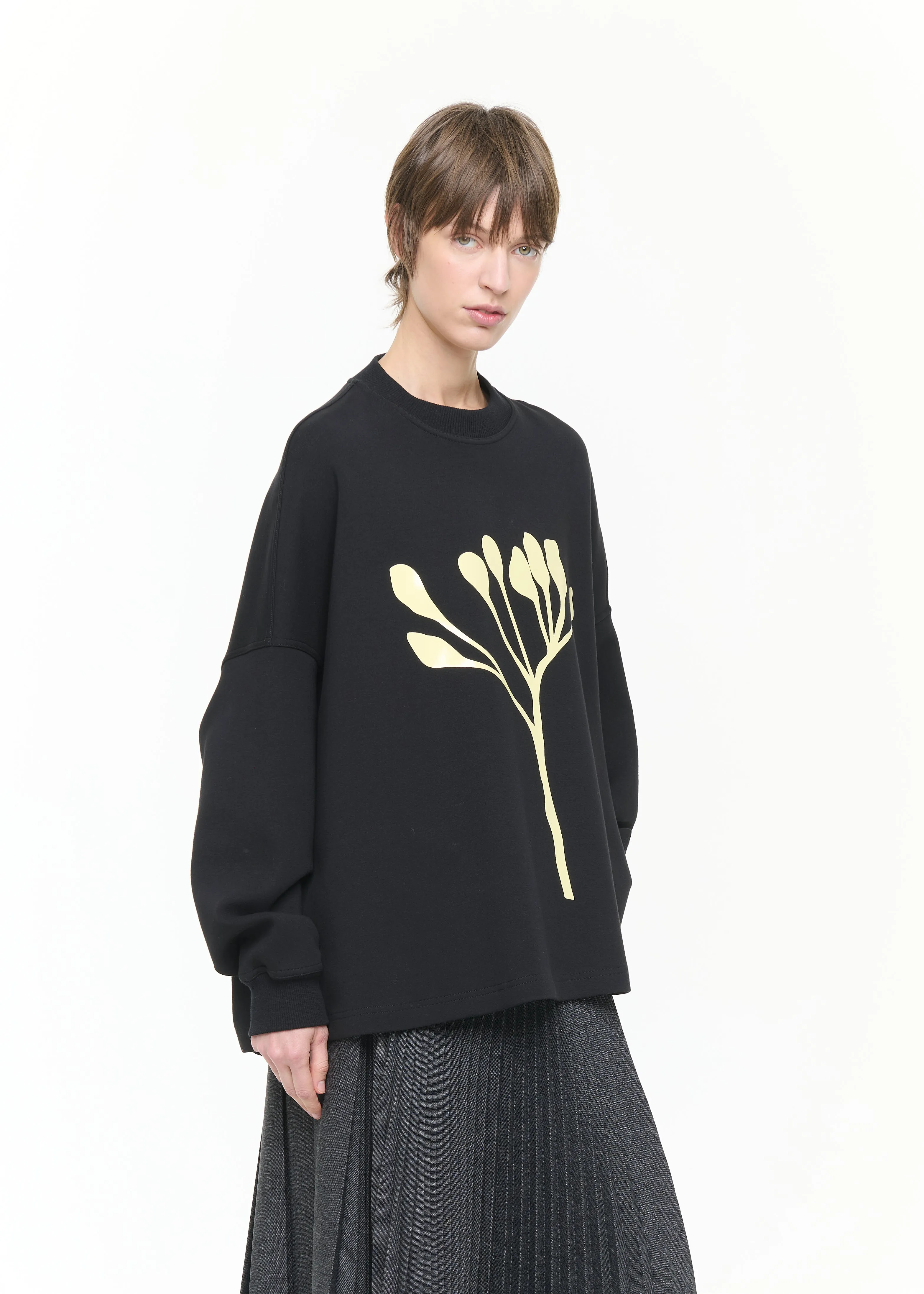 BLACK FLEECE SWEATSHIRT FLOWER PRINT sold by Plan C product image thumbnail 4