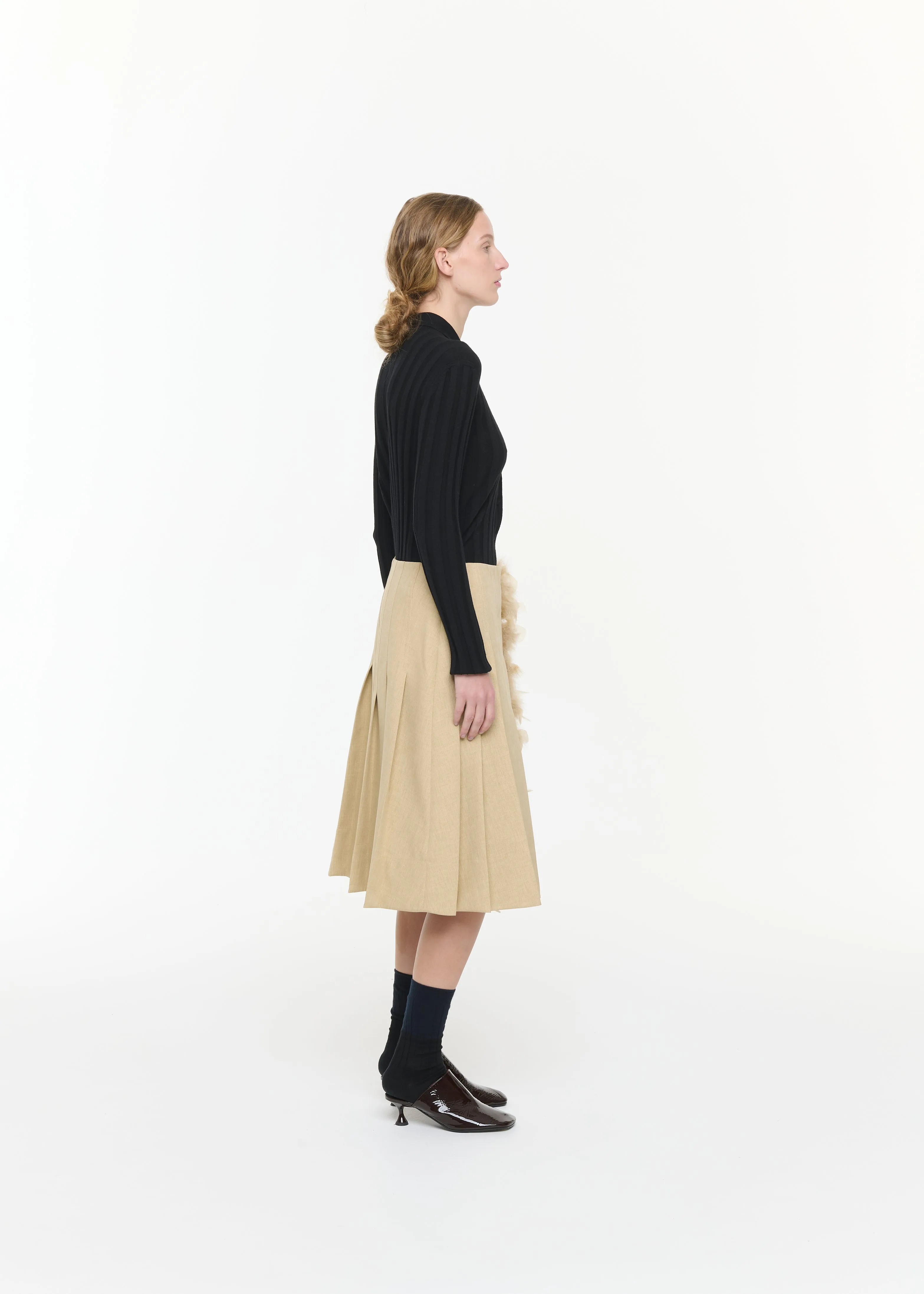 PLEATED SKIRT WITH FEATHERS sold by Plan C product image thumbnail 4