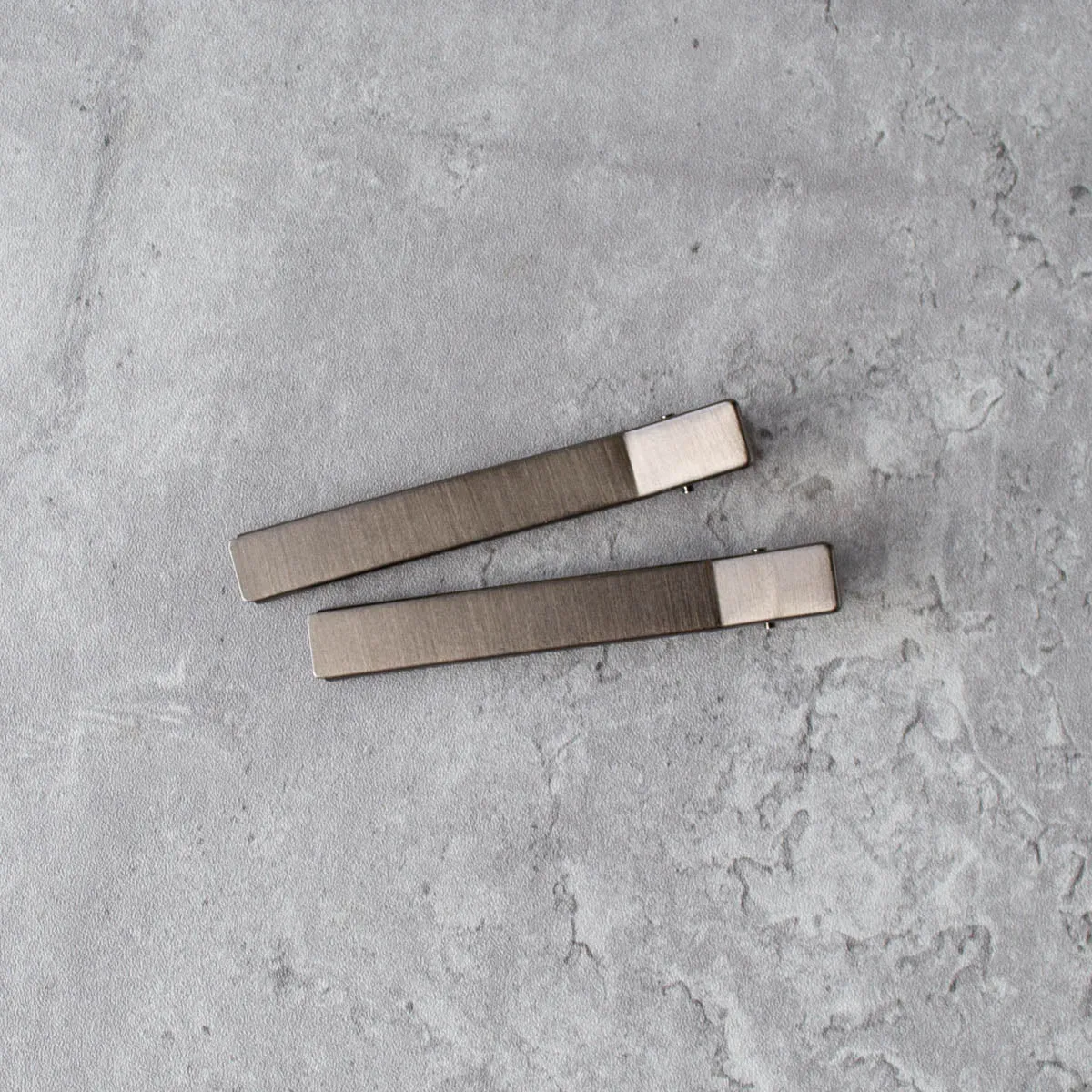 Small Glossy Coated Metal Hair Clip Set sold by Tiepology product image thumbnail 4