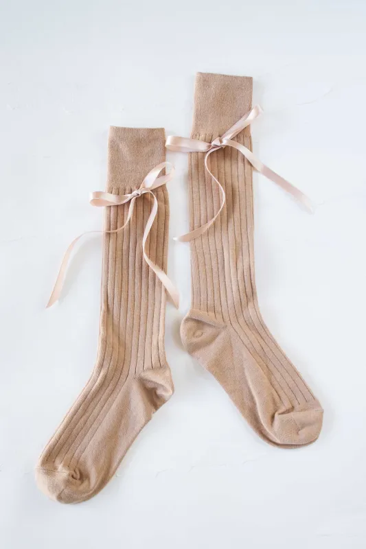 The Ribbon Knee Socks made by Tiepology
