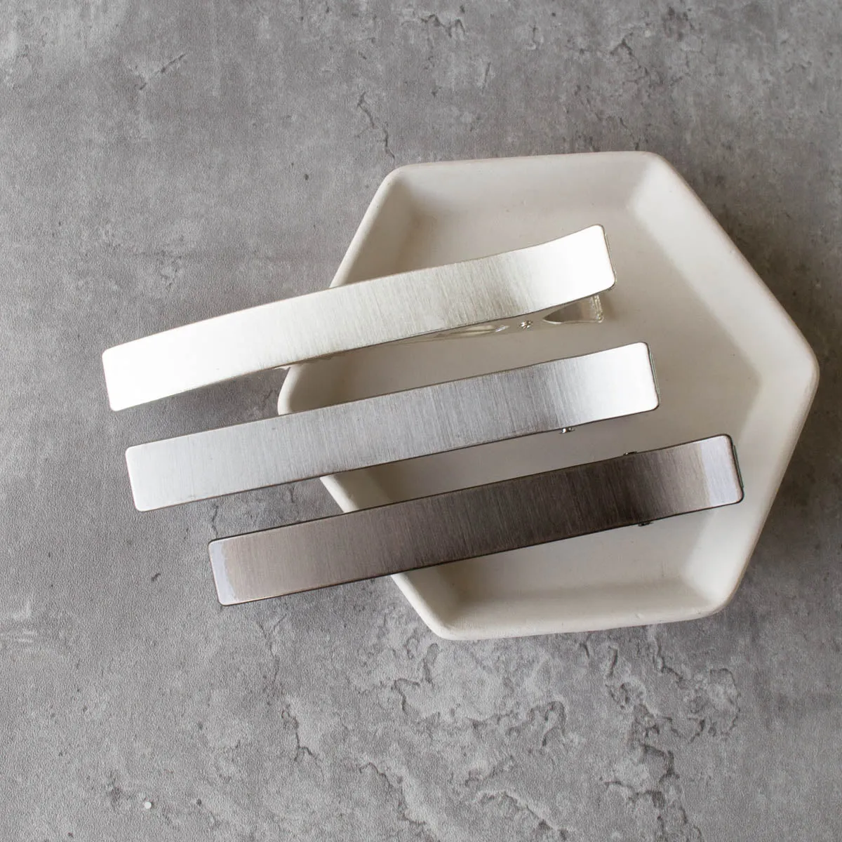 Large Glossy Metal Coating unique Hair Clip sold by Tiepology product image thumbnail 5