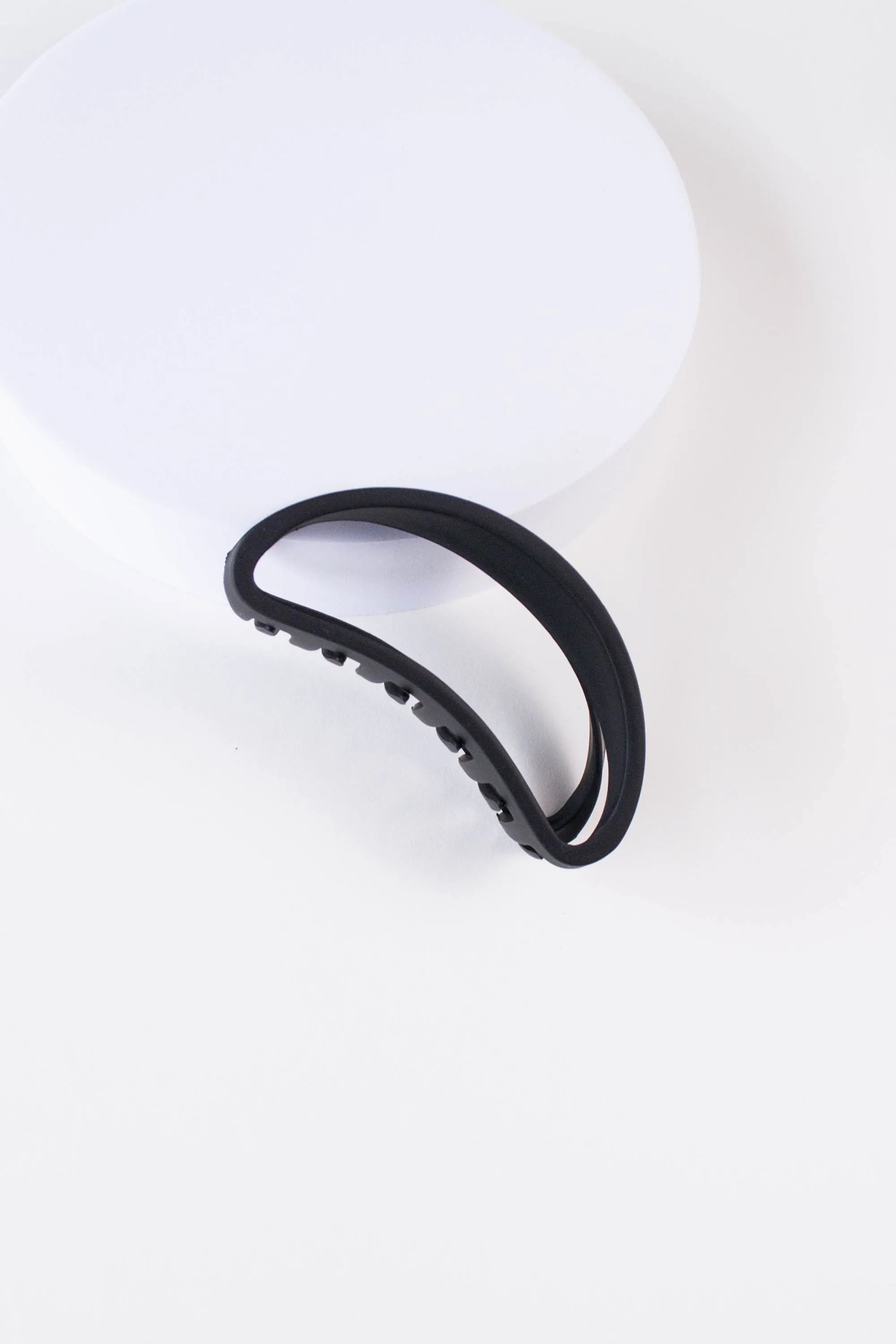 Bean shaped claw Casual design style clip sold by Tiepology product image thumbnail 4
