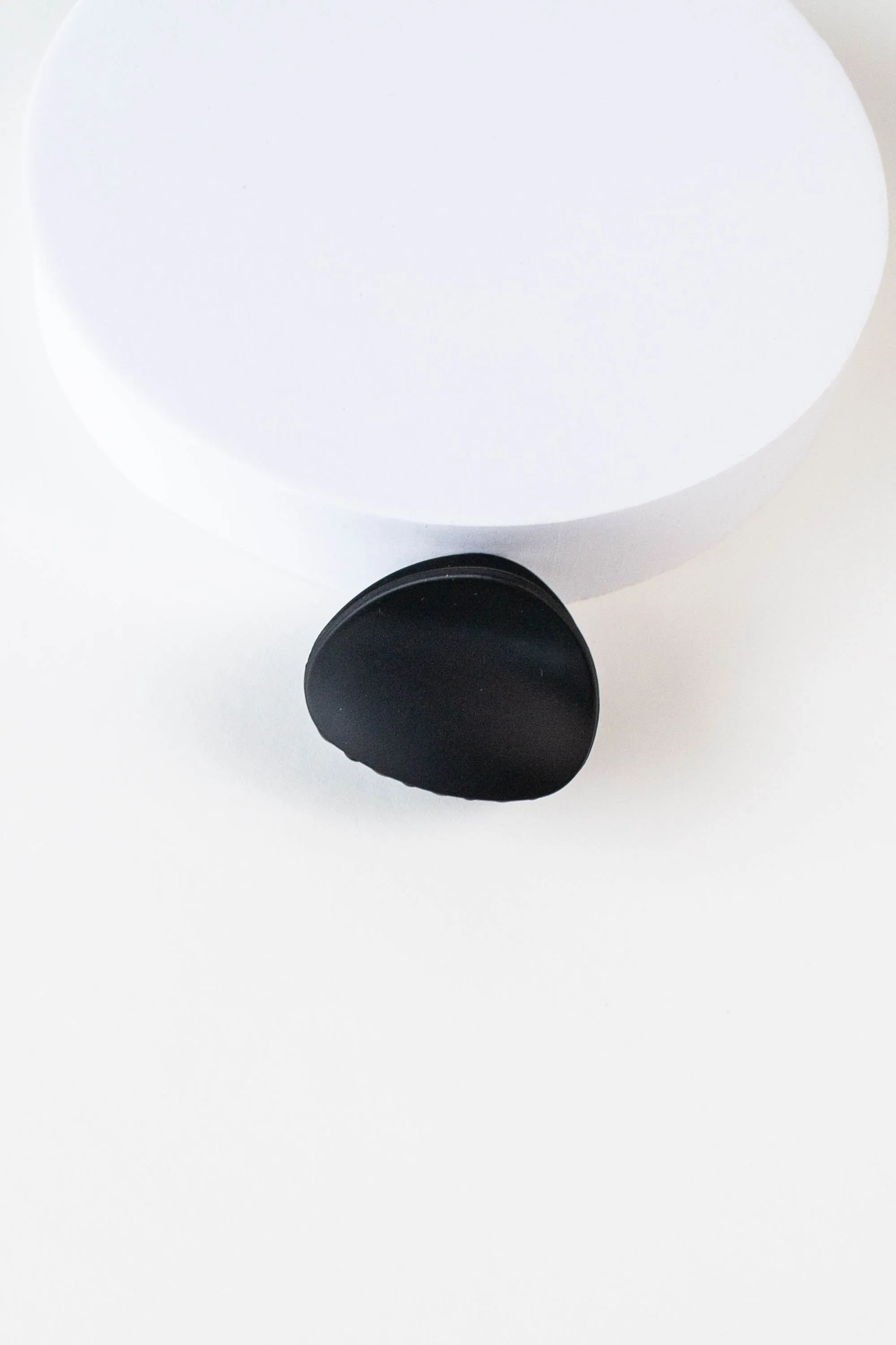 Matte Treasure Hair Claw Clip sold by Tiepology product image thumbnail 5