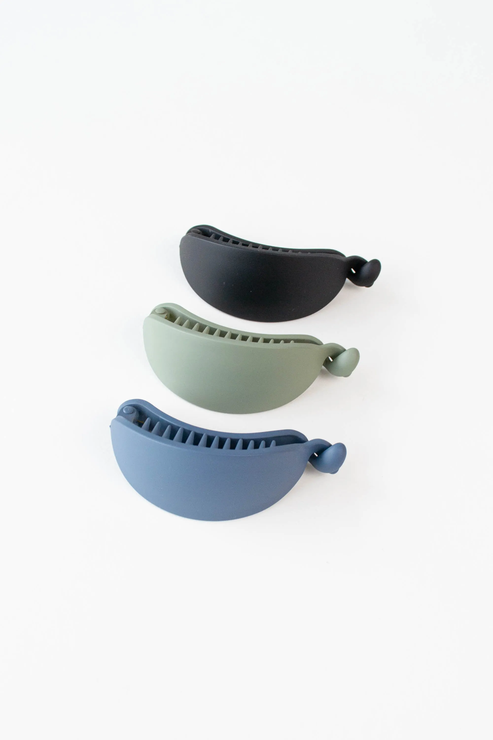 Marine Twist Hair Clip sold by Tiepology product image thumbnail 3