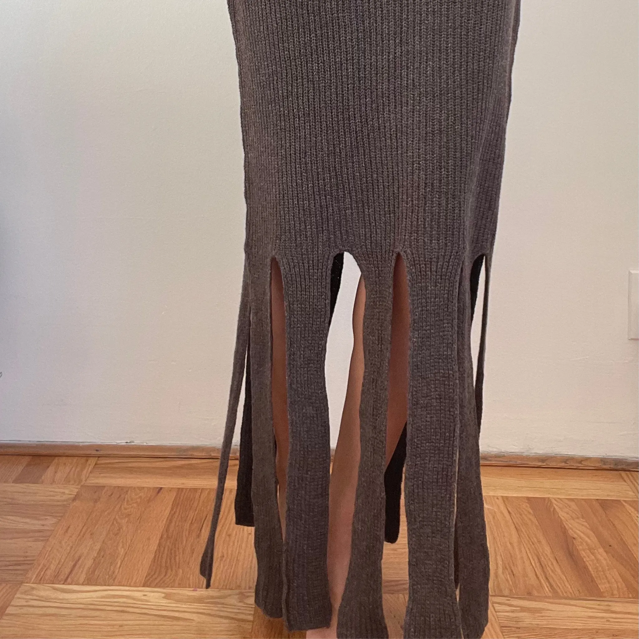 Coffee Riche Skirt sold by Givéh product image thumbnail 4