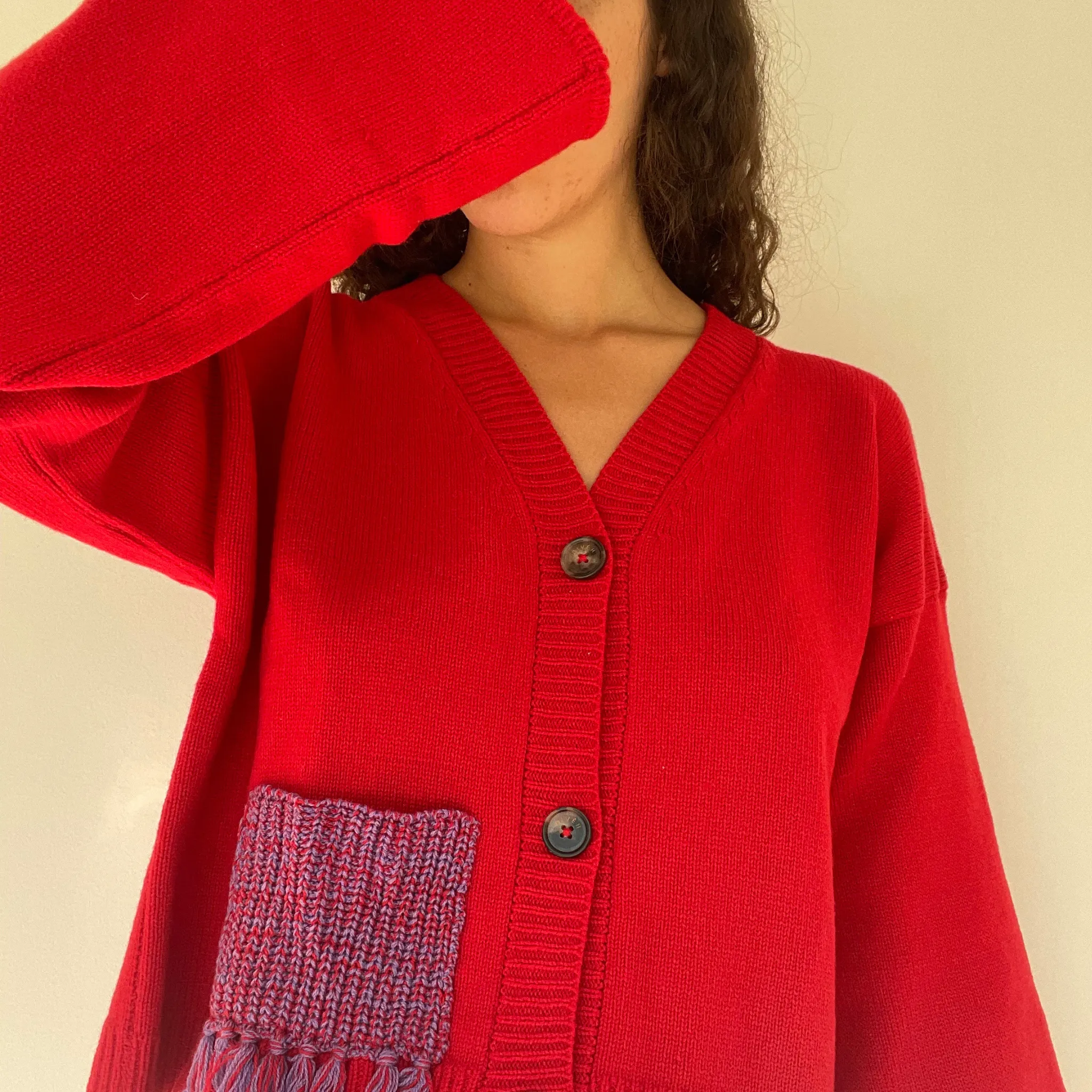 Red Melo Cardi sold by Givéh product image thumbnail 2