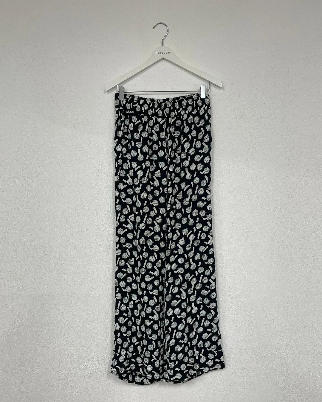 Indira pants sold by Hosbjerg