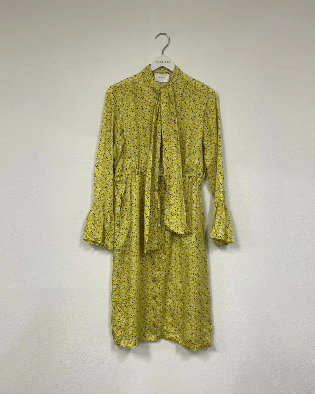 Ibby dress sold by Hosbjerg