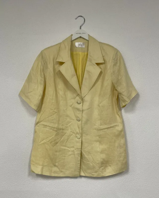 Babette Sarah linen blazer made by Hosbjerg
