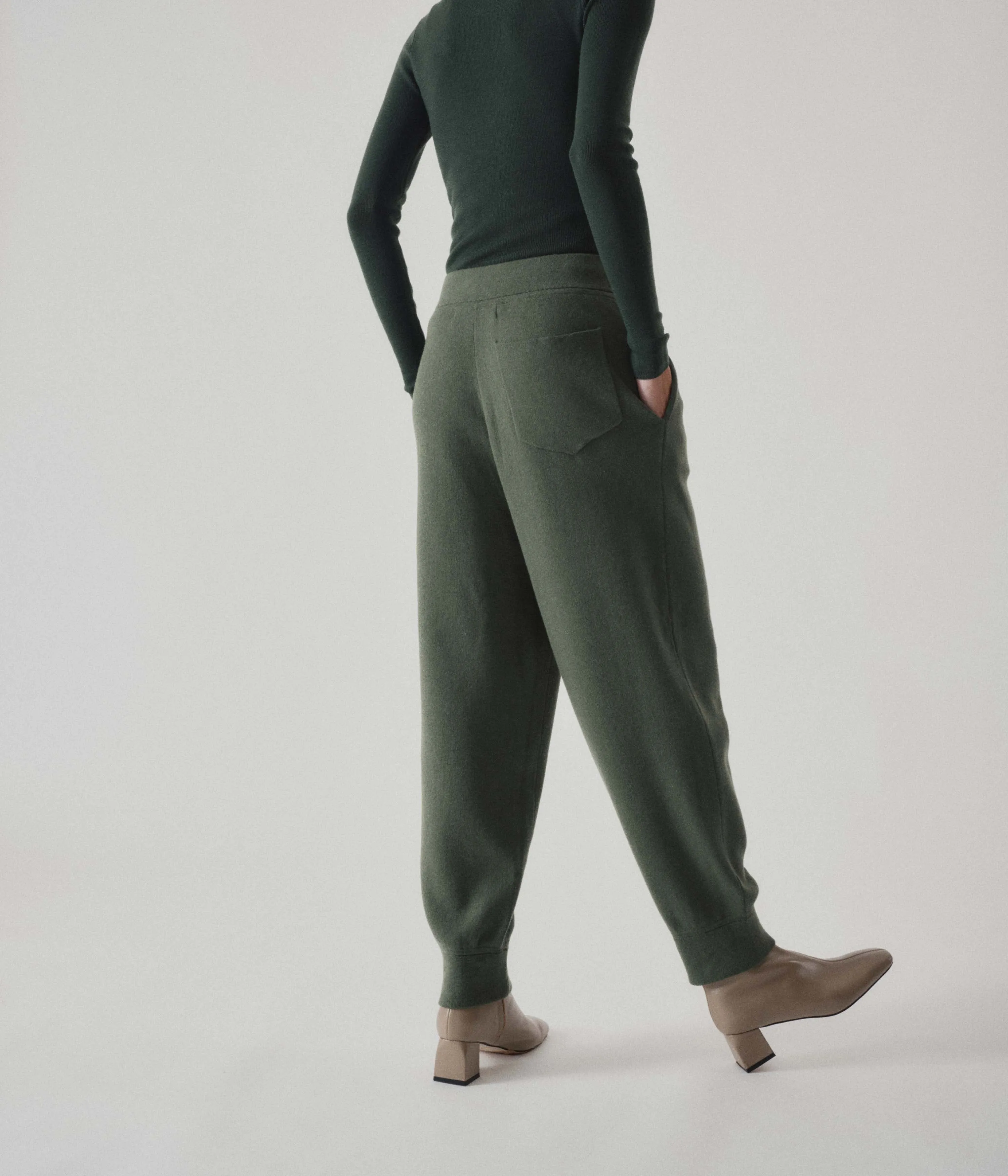 KNIT SWEATPANTS IN PINE sold by Sayaka Davis product image thumbnail 2