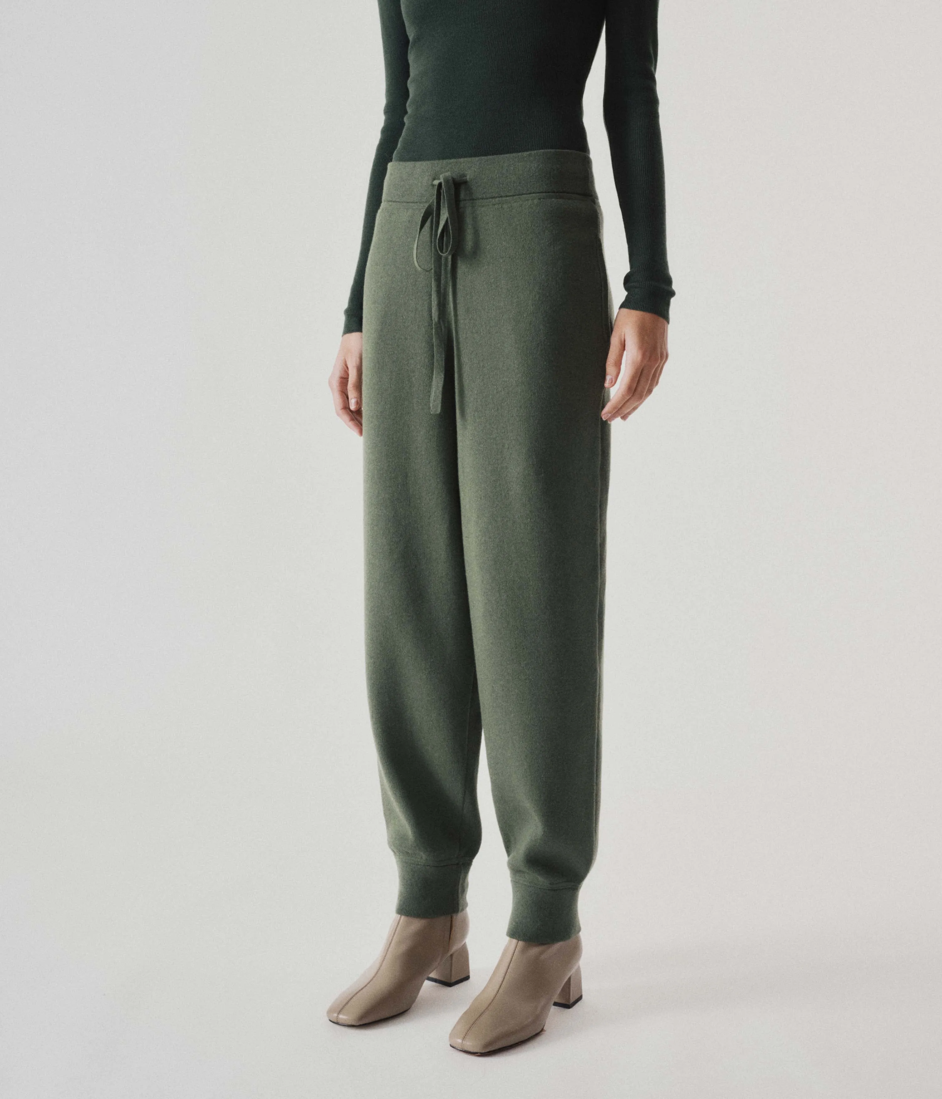 KNIT SWEATPANTS IN PINE sold by Sayaka Davis
