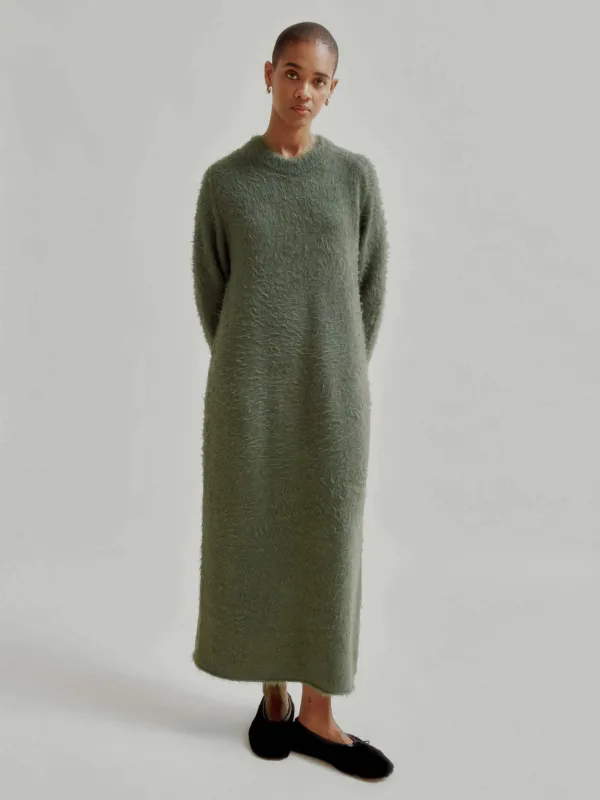 Shaggy Knit Dress in Moss Green made by Sayaka Davis
