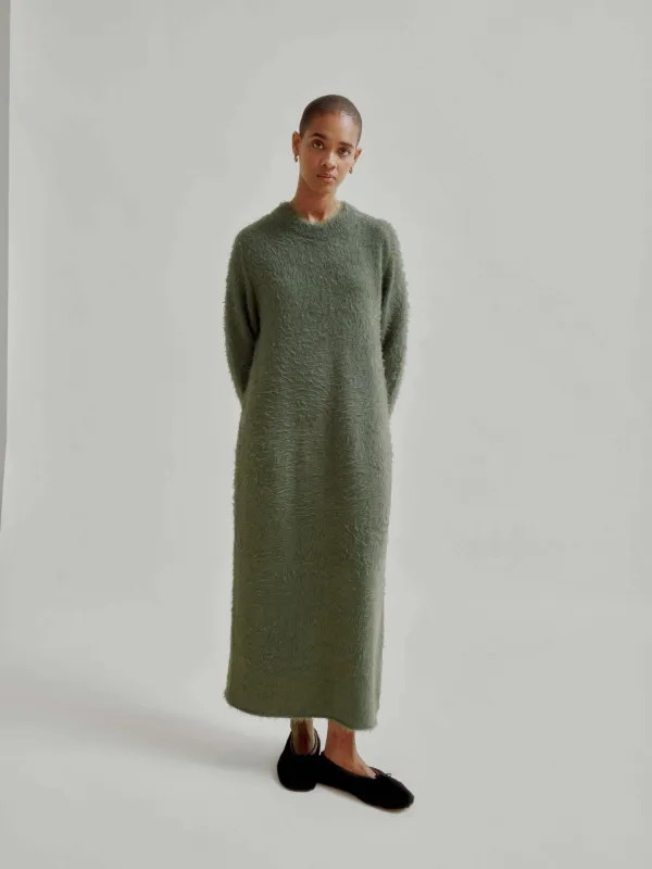 SHAGGY KNIT DRESS IN MOSS GREEN made by Sayaka Davis