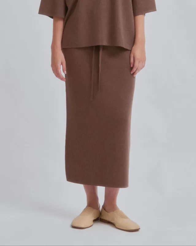 Knit Skirt in Wood made by Sayaka Davis