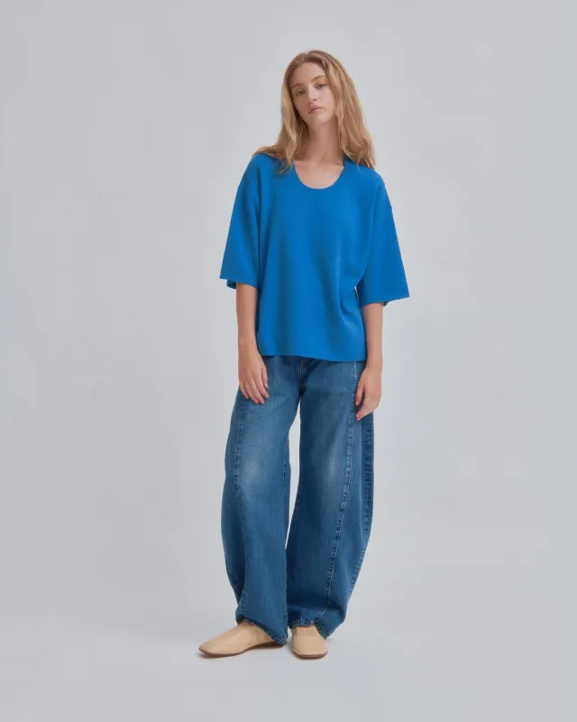 U-NECK KNIT TEE IN CERULEAN made by Sayaka Davis