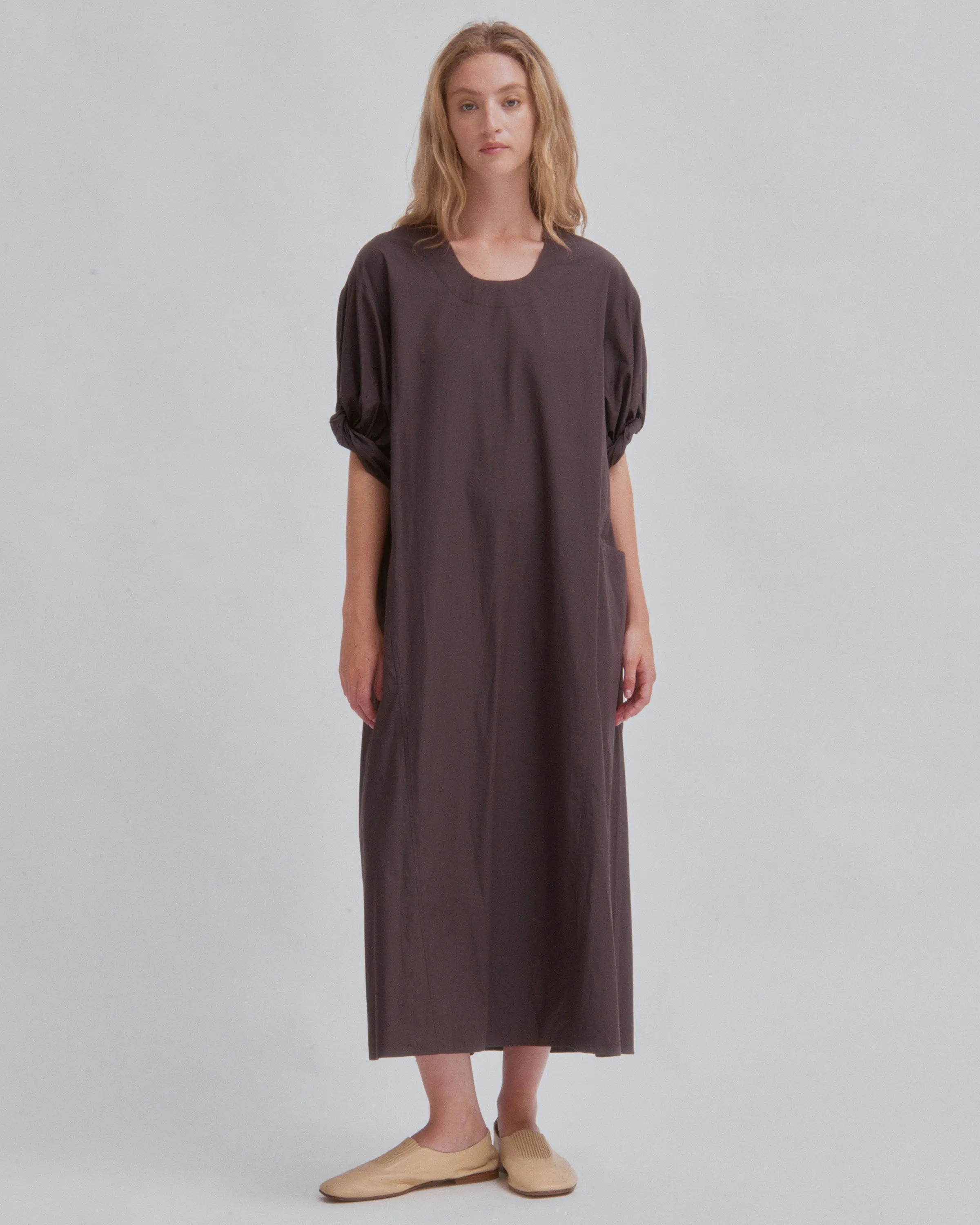 U-NECK DRESS IN CHOCOLATE sold by Sayaka Davis