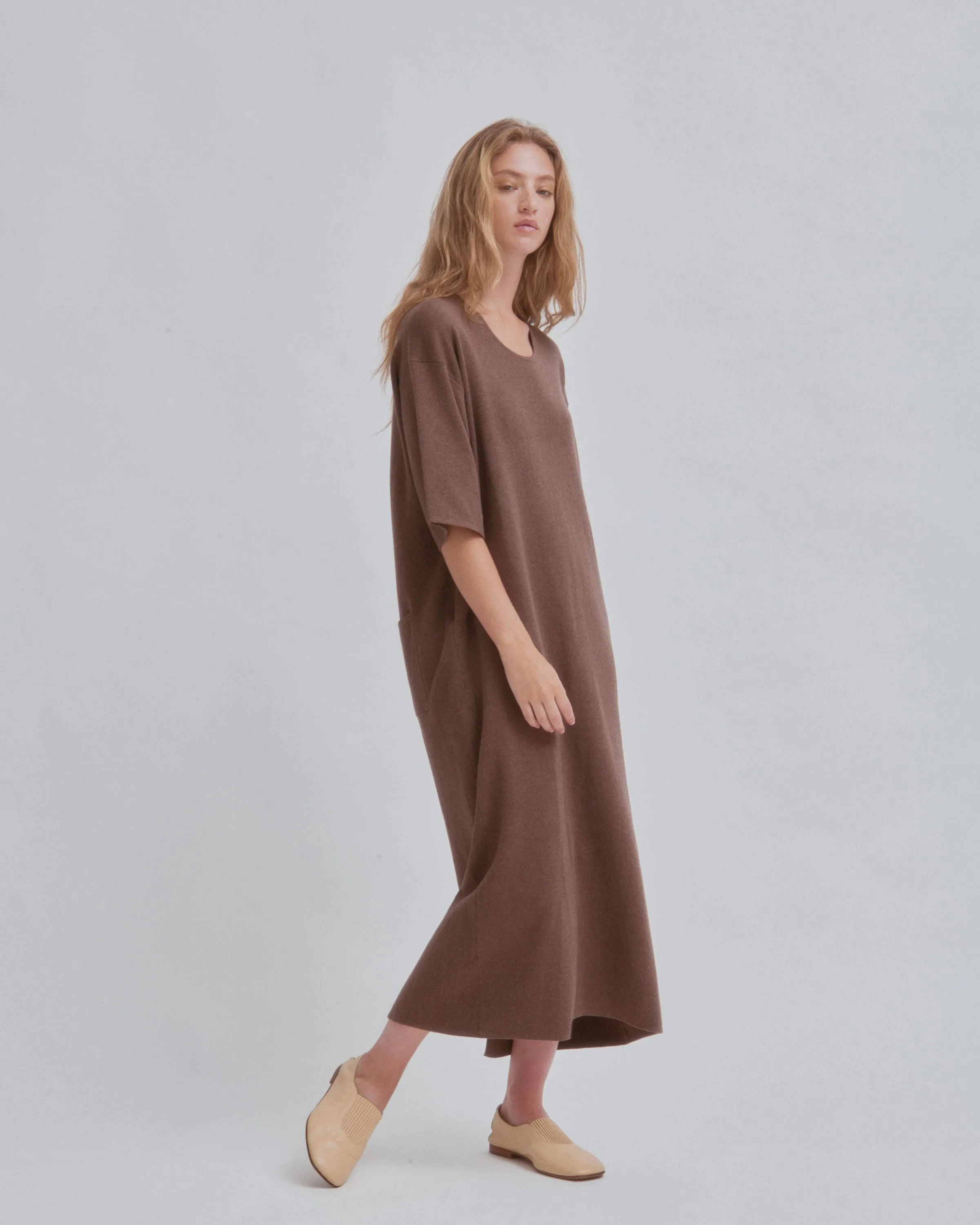 U-NECK KNIT DRESS IN WOOD sold by Sayaka Davis product image thumbnail 3
