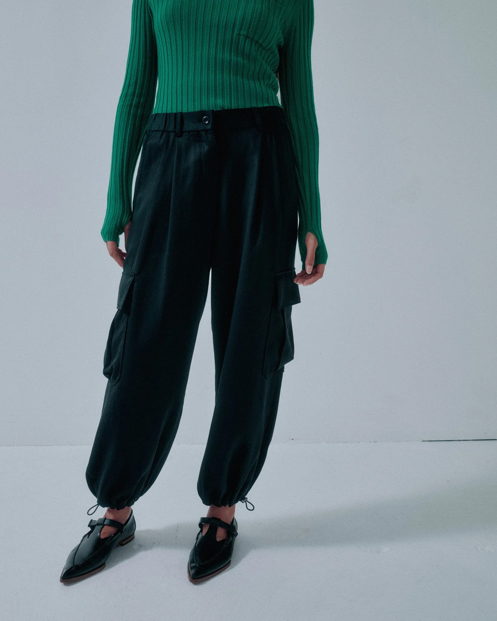 JP PRE BALLOON JOGGERS IN BLACK sold by Sayaka Davis product image thumbnail 3
