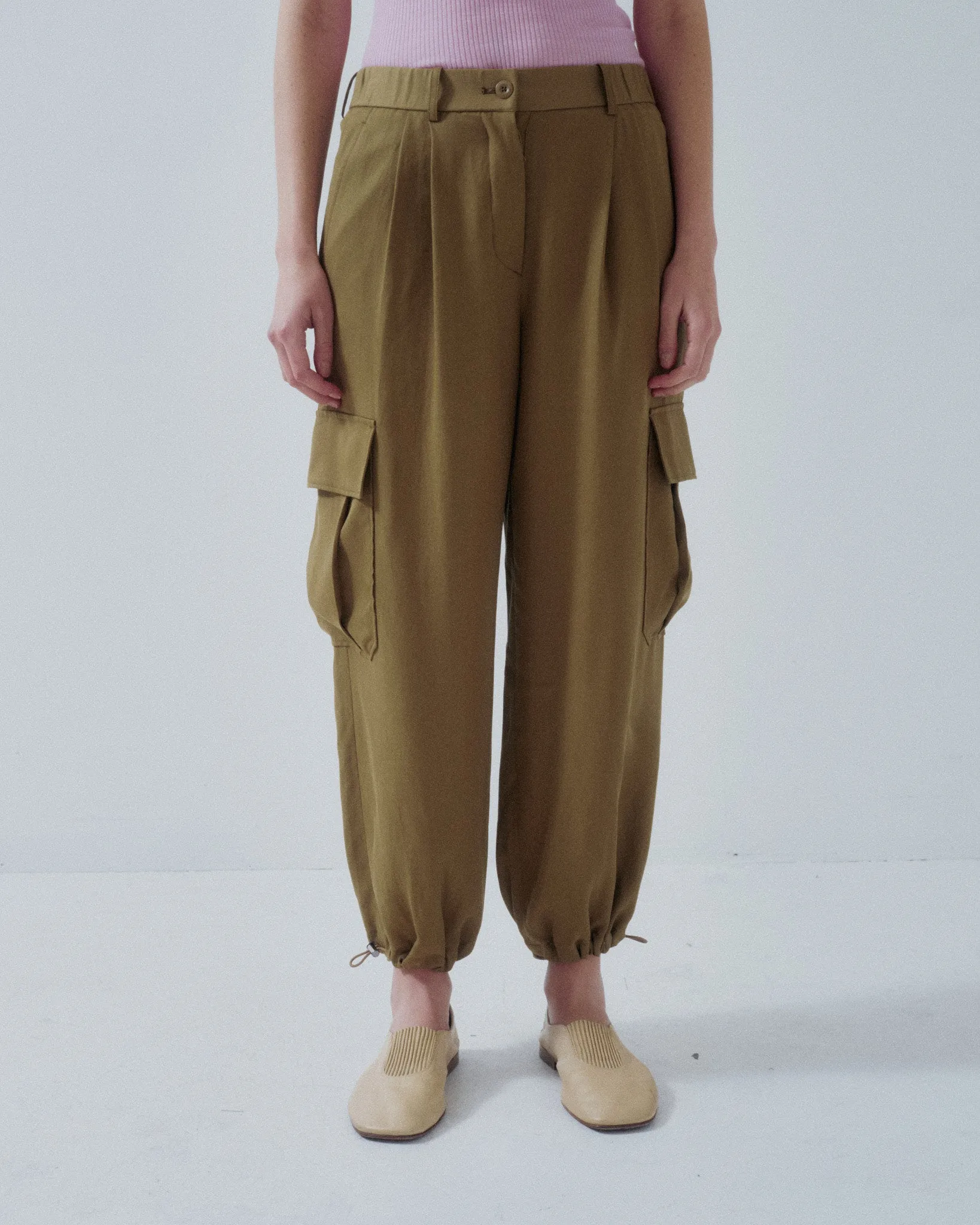 JP PRE BALLOON JOGGERS IN OAK sold by Sayaka Davis