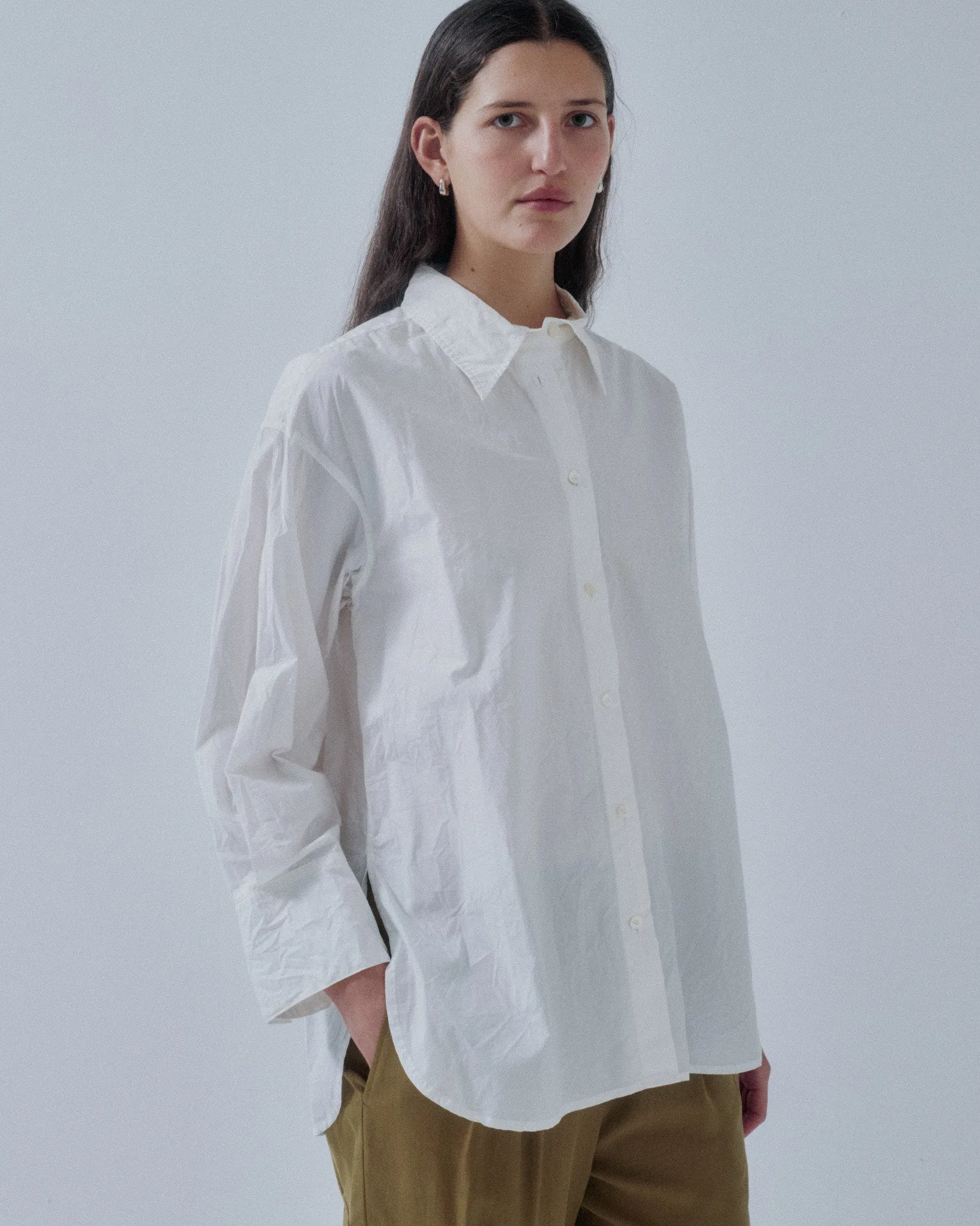 JP PRE CRINKLED OVERSIZED SHIRT IN WHITE sold by Sayaka Davis product image thumbnail 4