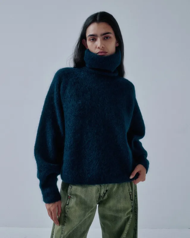 JP PRE MOHAIR HIGHNECK  IN MIDNIGHT BLUE made by Sayaka Davis