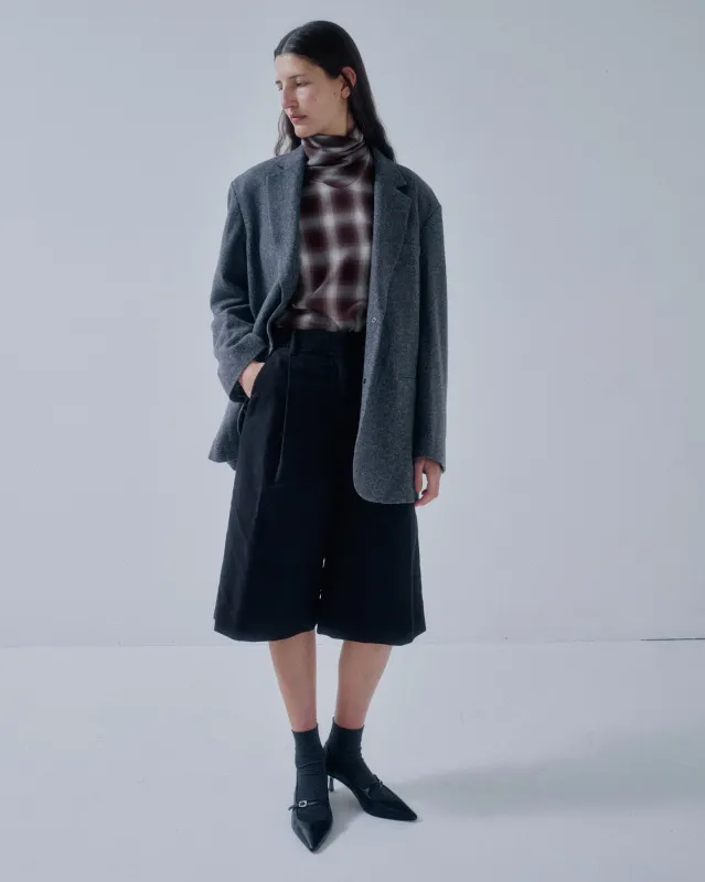 JP PRE CAPRIS IN BLACK made by Sayaka Davis