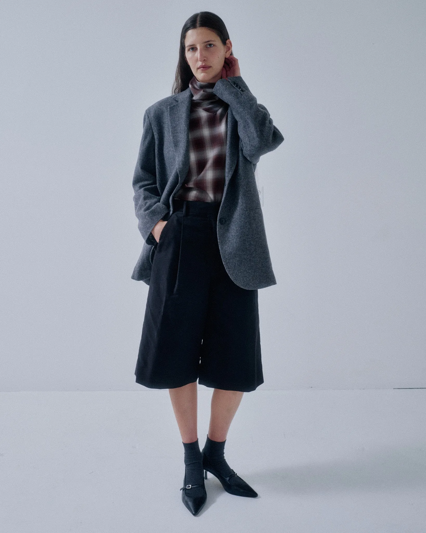 JP PRE CAPRIS IN BLACK sold by Sayaka Davis product image thumbnail 2