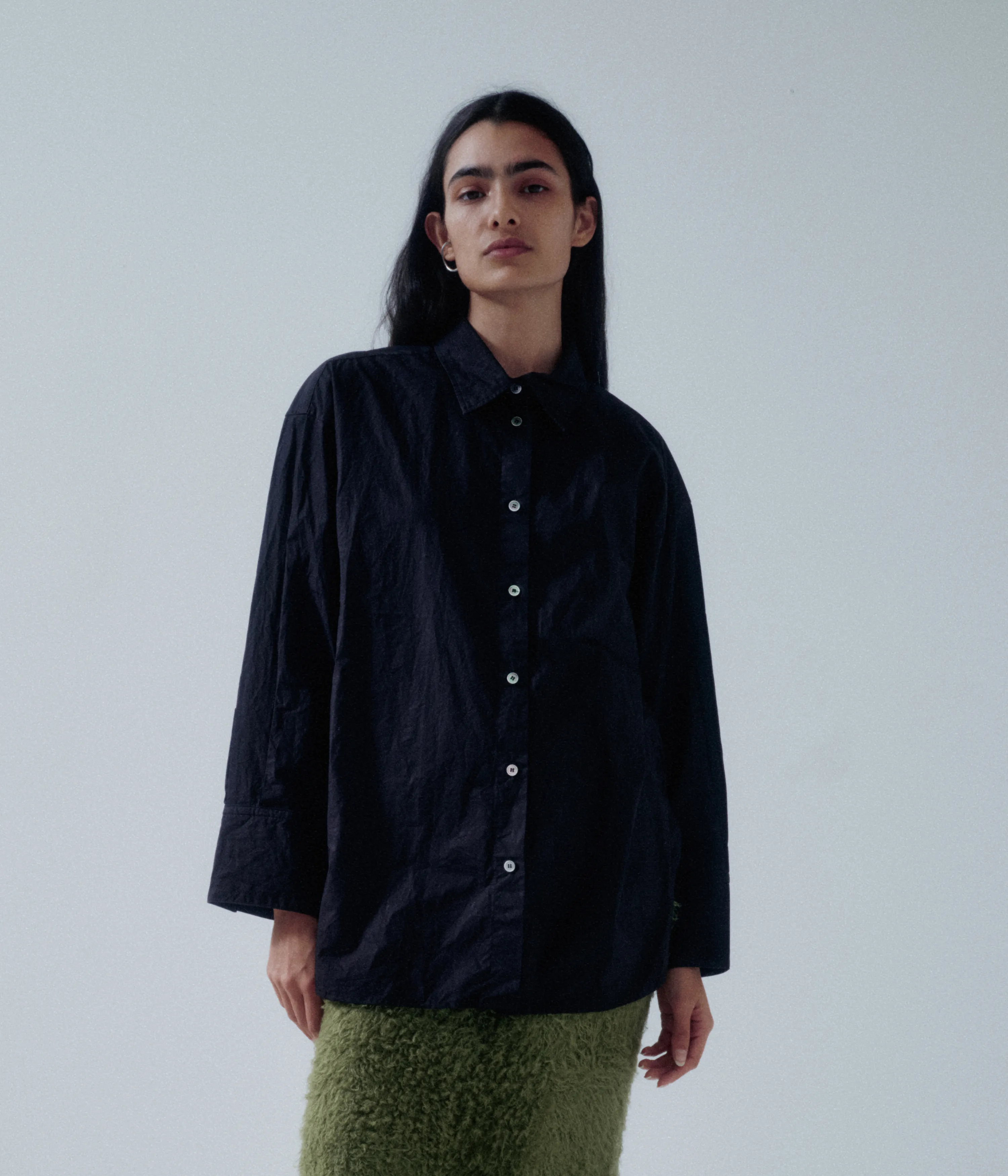 JP PRE CRINKLED OVERSIZED SHIRT IN BLACK sold by Sayaka Davis product image thumbnail 2
