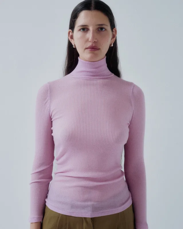 Us Pre Circular Rib Highneck in Orchid made by Sayaka Davis