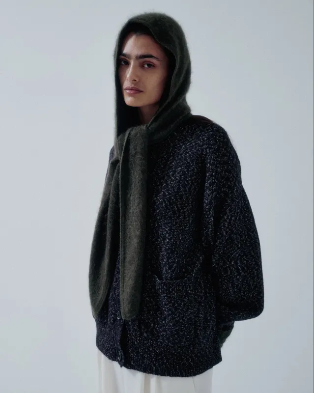 Us Pre Hooded Cashmere Scarf in Olive made by Sayaka Davis