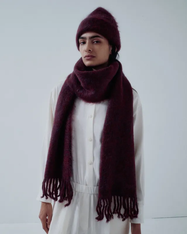 Us Pre Brushed Mohair Scarf in Mulberry made by Sayaka Davis