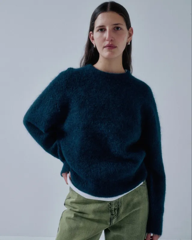 Us Pre Mohair Pullover in Midnight Blue made by Sayaka Davis
