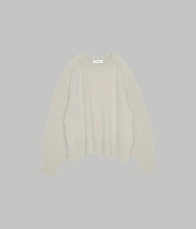 Us Pre Balloon Sleeve Pullover in Off White made by Sayaka Davis