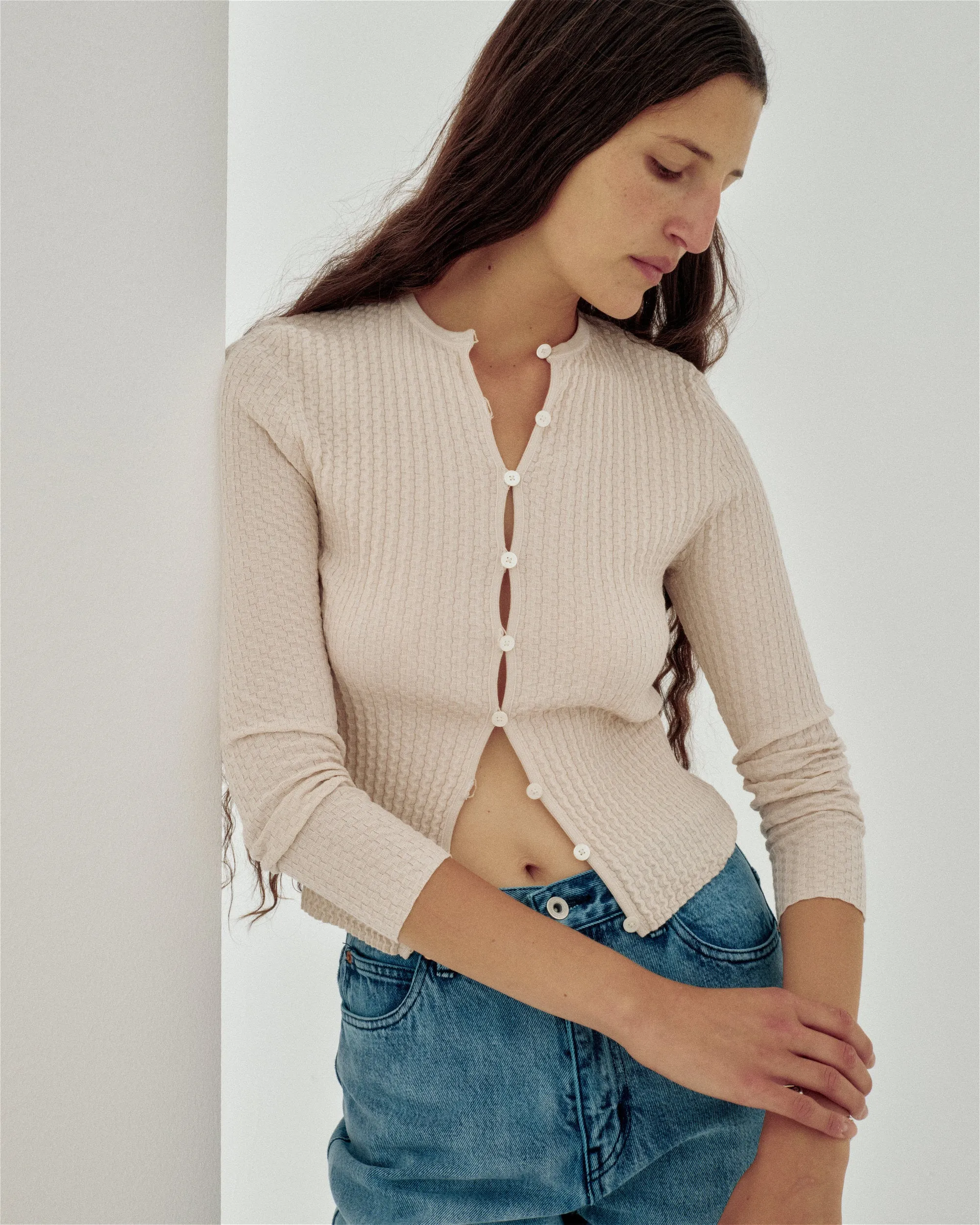 WAVY RIB CARDIGAN IN LIGHT BEIGE sold by Sayaka Davis product image thumbnail 4