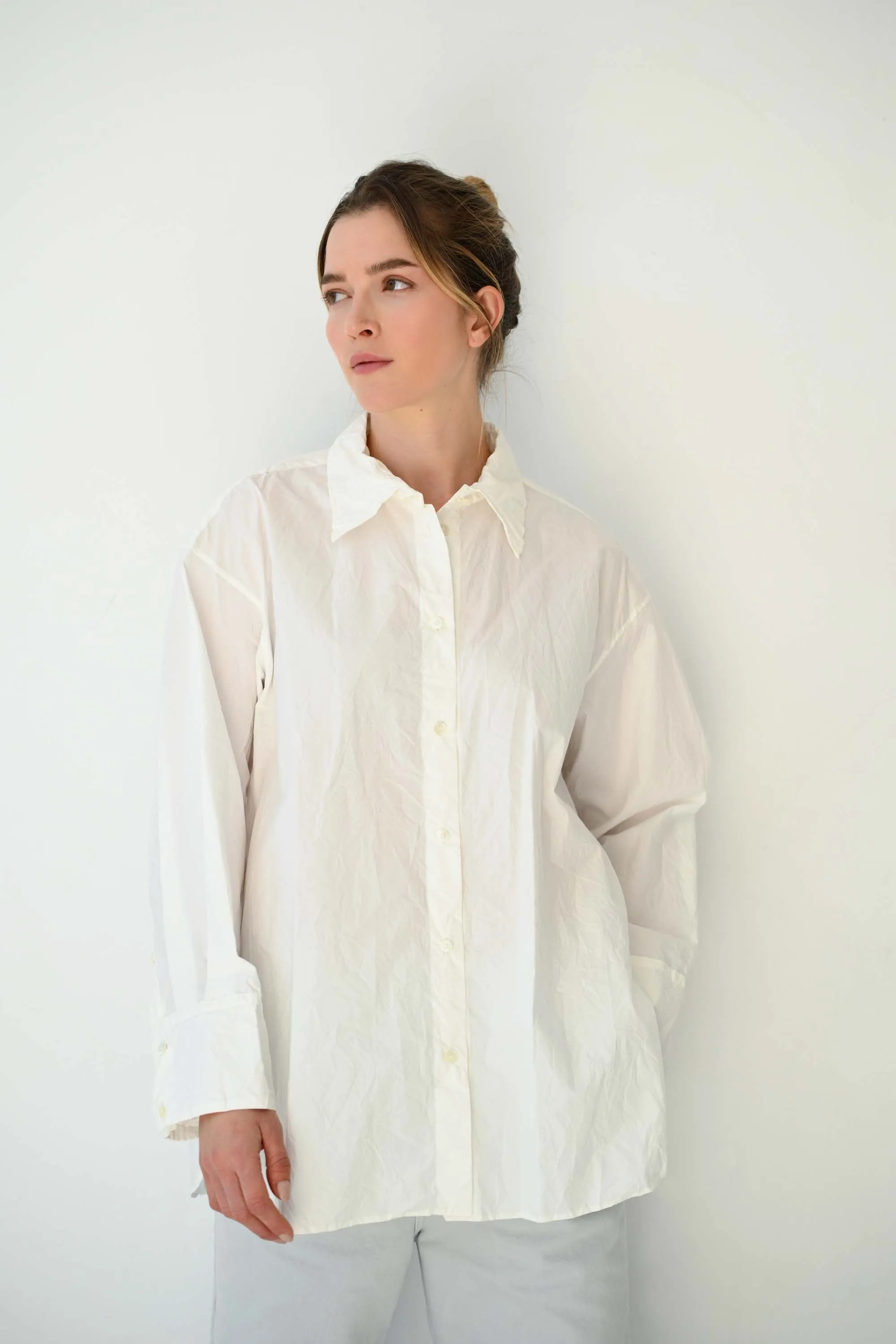 Crinkled Oversized Shirt in White sold by Sayaka Davis product image thumbnail 3