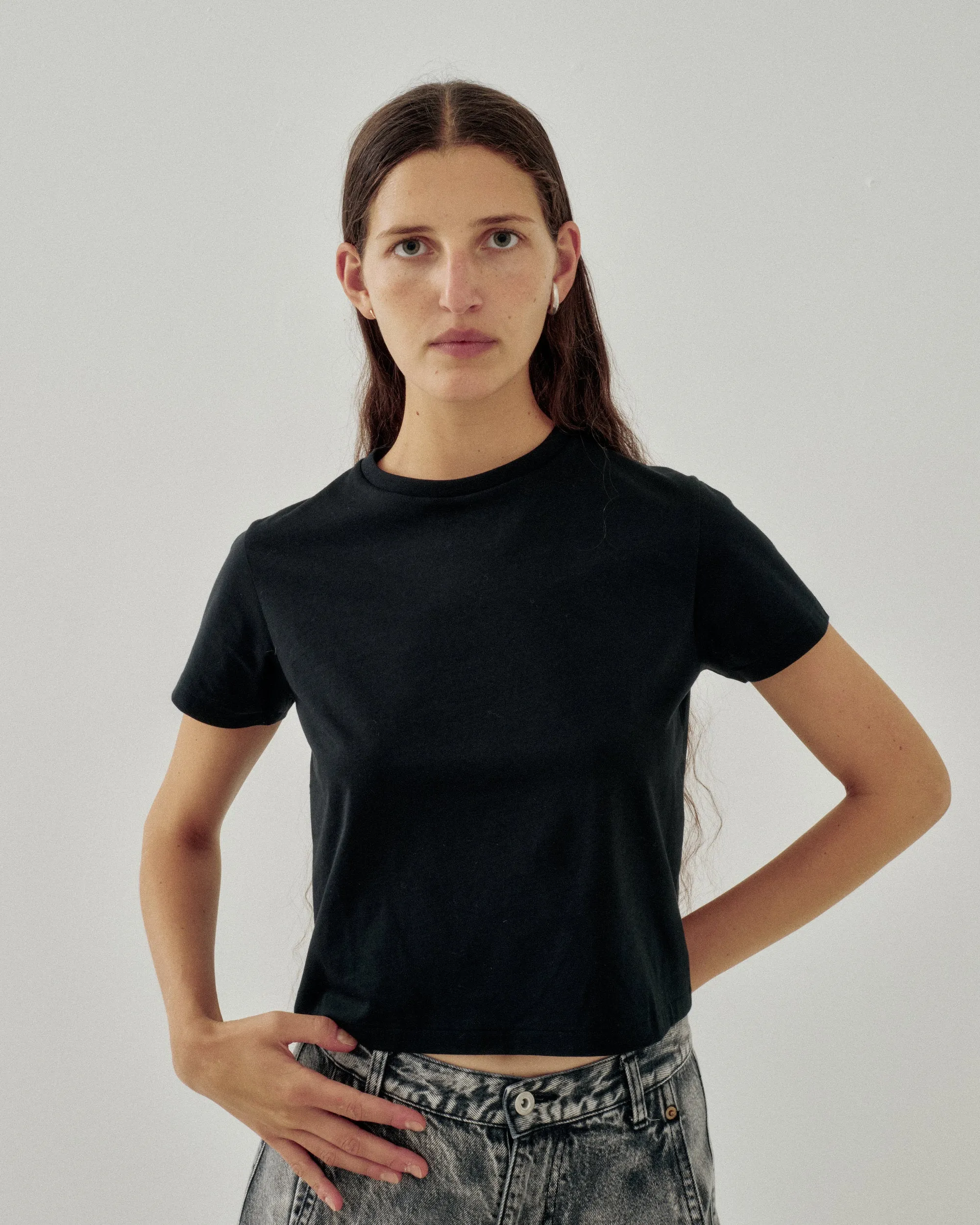 COMPACT TEE IN BLACK sold by Sayaka Davis