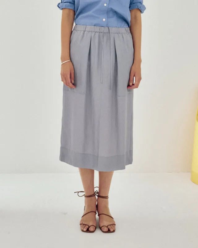 Pull-on Skirt in Lavender Gray made by Sayaka Davis