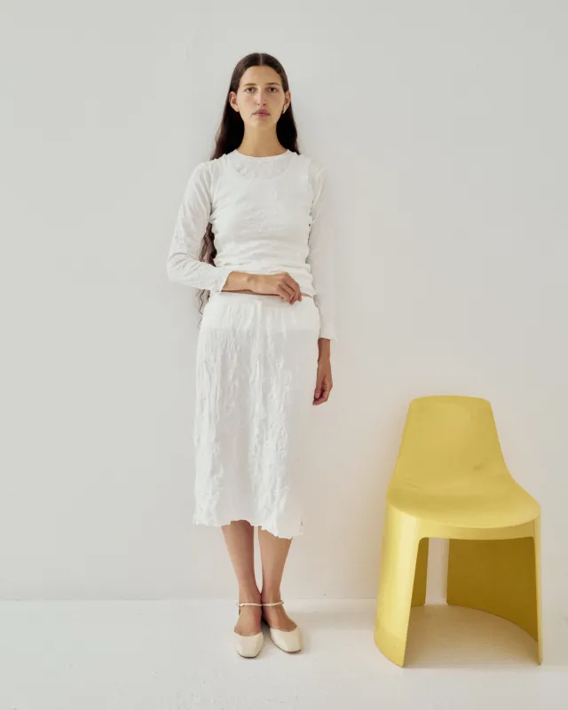 Crinkled Knit Skirt in White made by Sayaka Davis