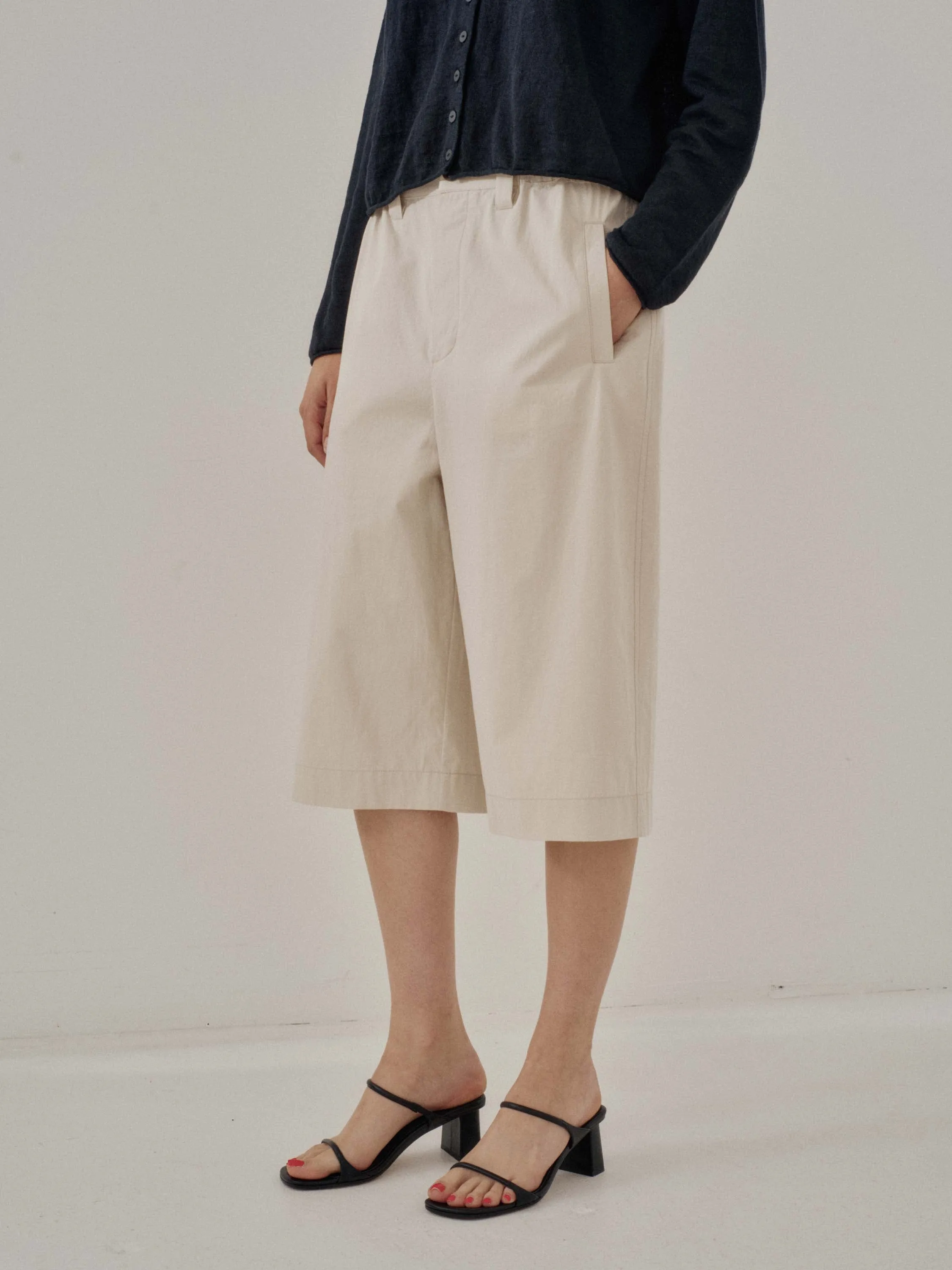 Us Pre Wide Capris in Oyster sold by Sayaka Davis product image thumbnail 3